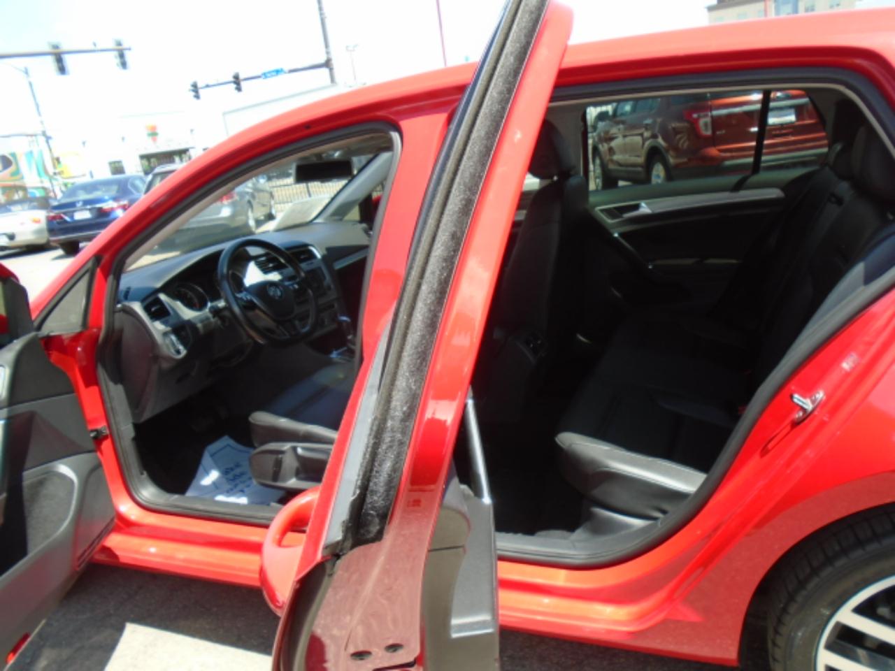 Volkswagen Golf 4dr HB Auto TSI SE 2016