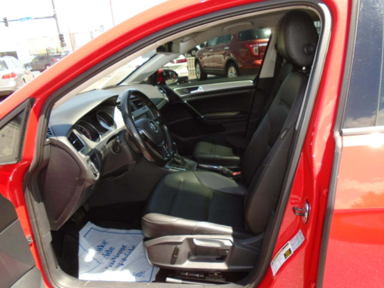Volkswagen Golf 4dr HB Auto TSI SE 2016