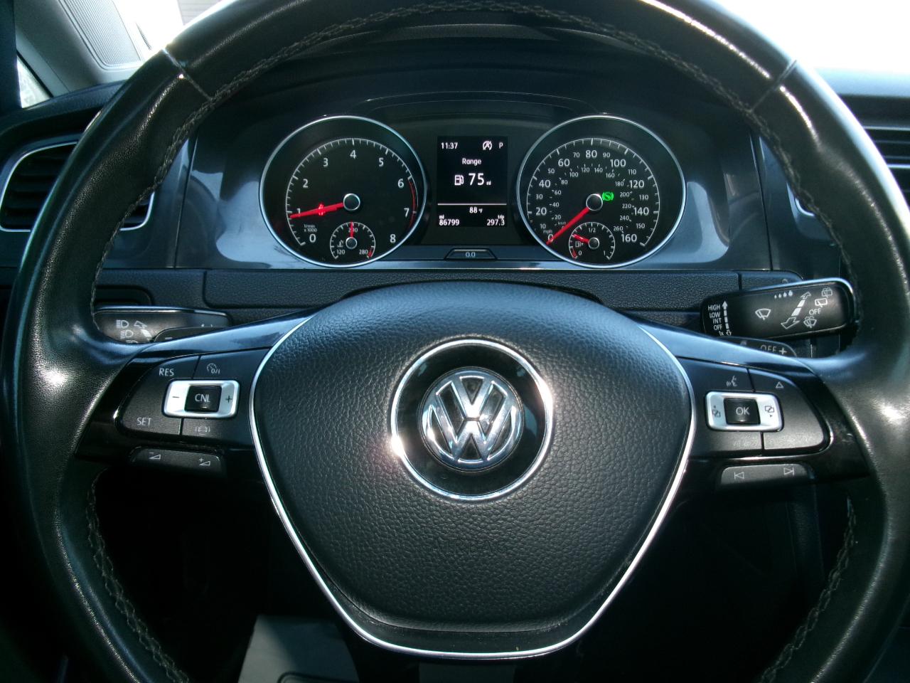 Volkswagen Golf 1.4T TSI Auto 2021