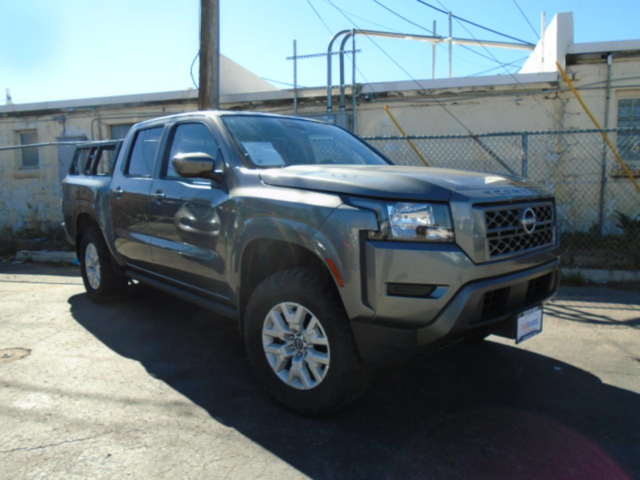 2022 Nissan Frontier Crew Cab 4x4 SV Auto