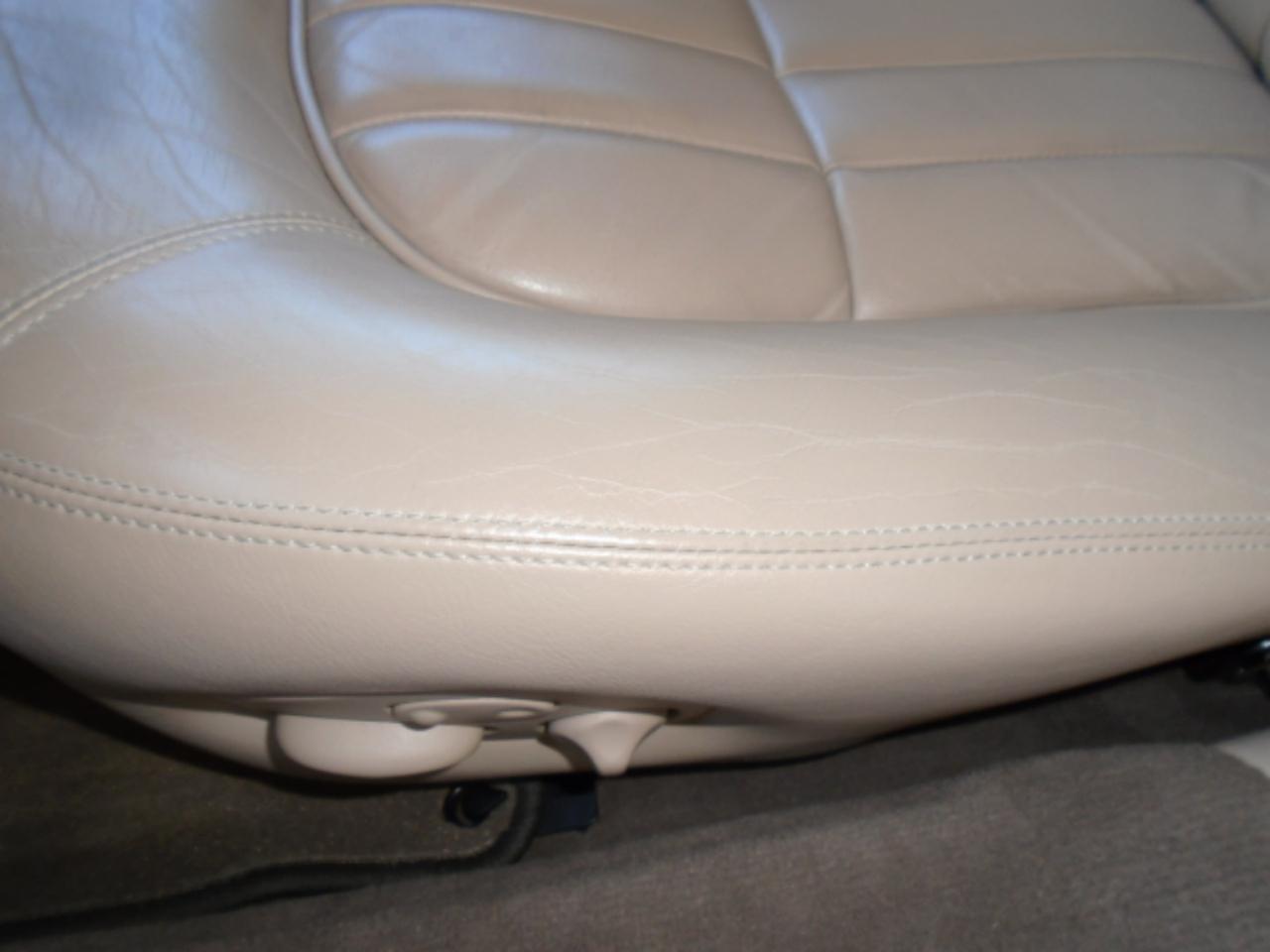 Jaguar XJ 4dr Sdn 2000