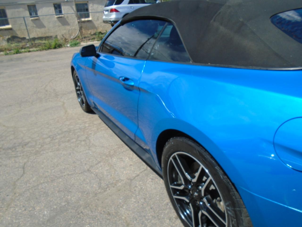 Ford Mustang EcoBoost Convertible 2019