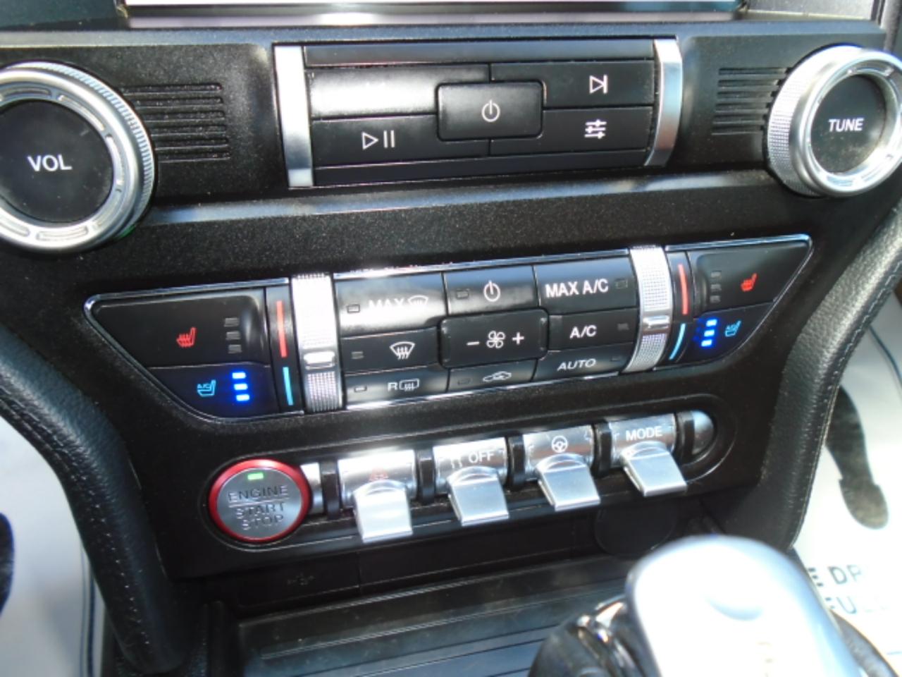 Ford Mustang EcoBoost Convertible 2019