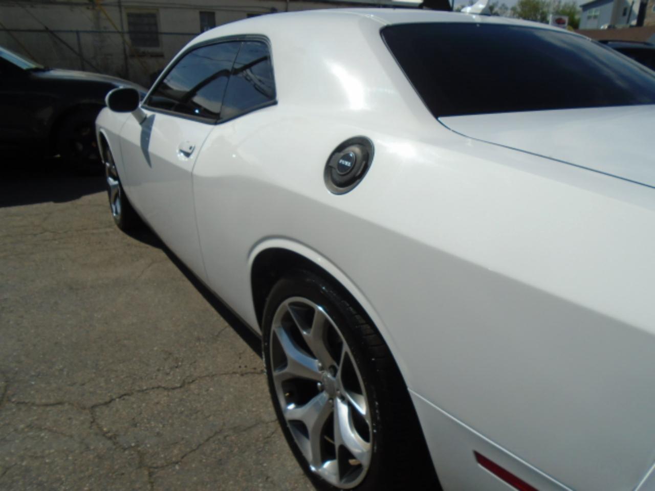 Dodge Challenger 2dr Cpe R/T Plus 2015