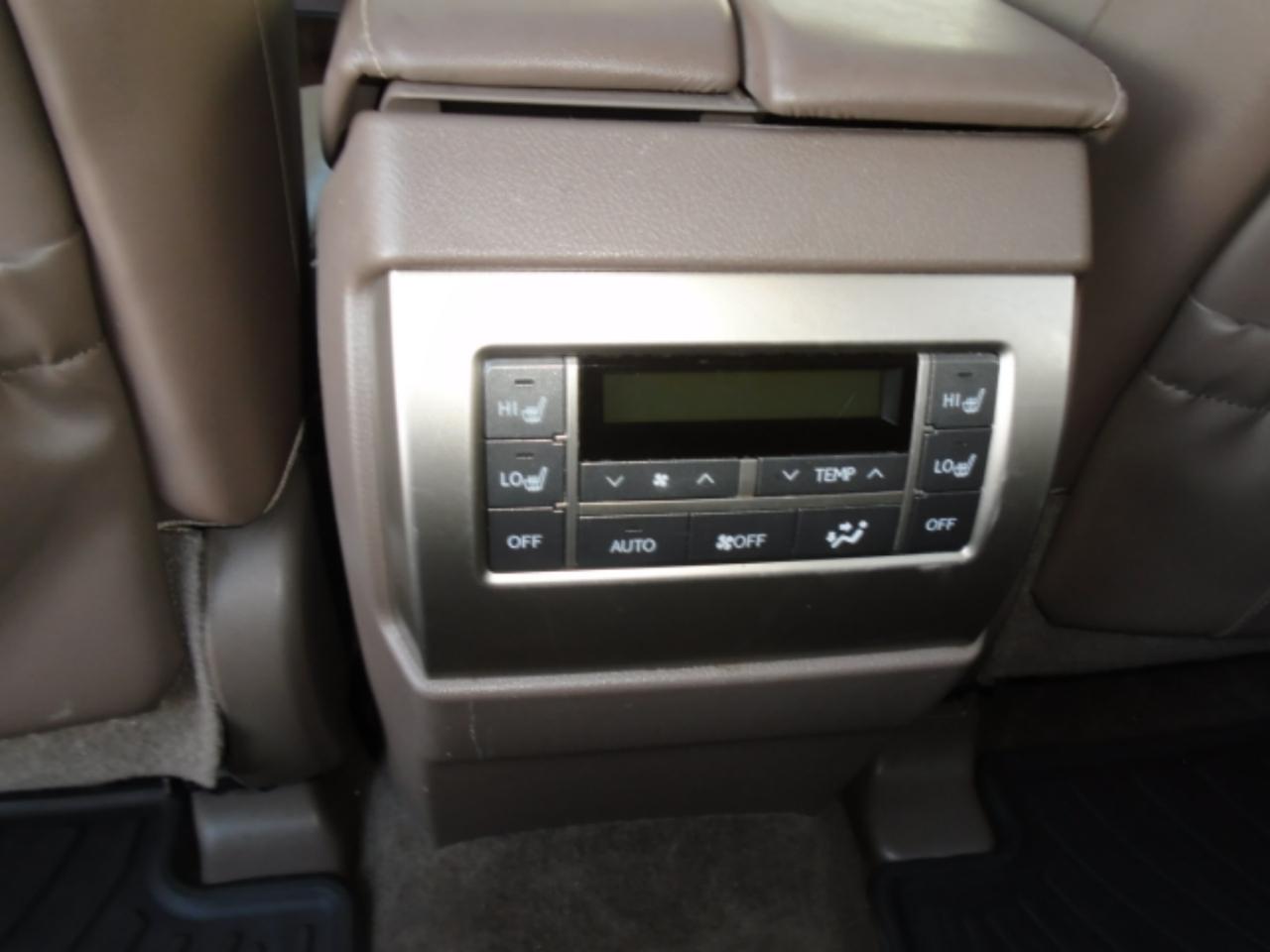 Lexus GX 460 4WD 4dr 2011