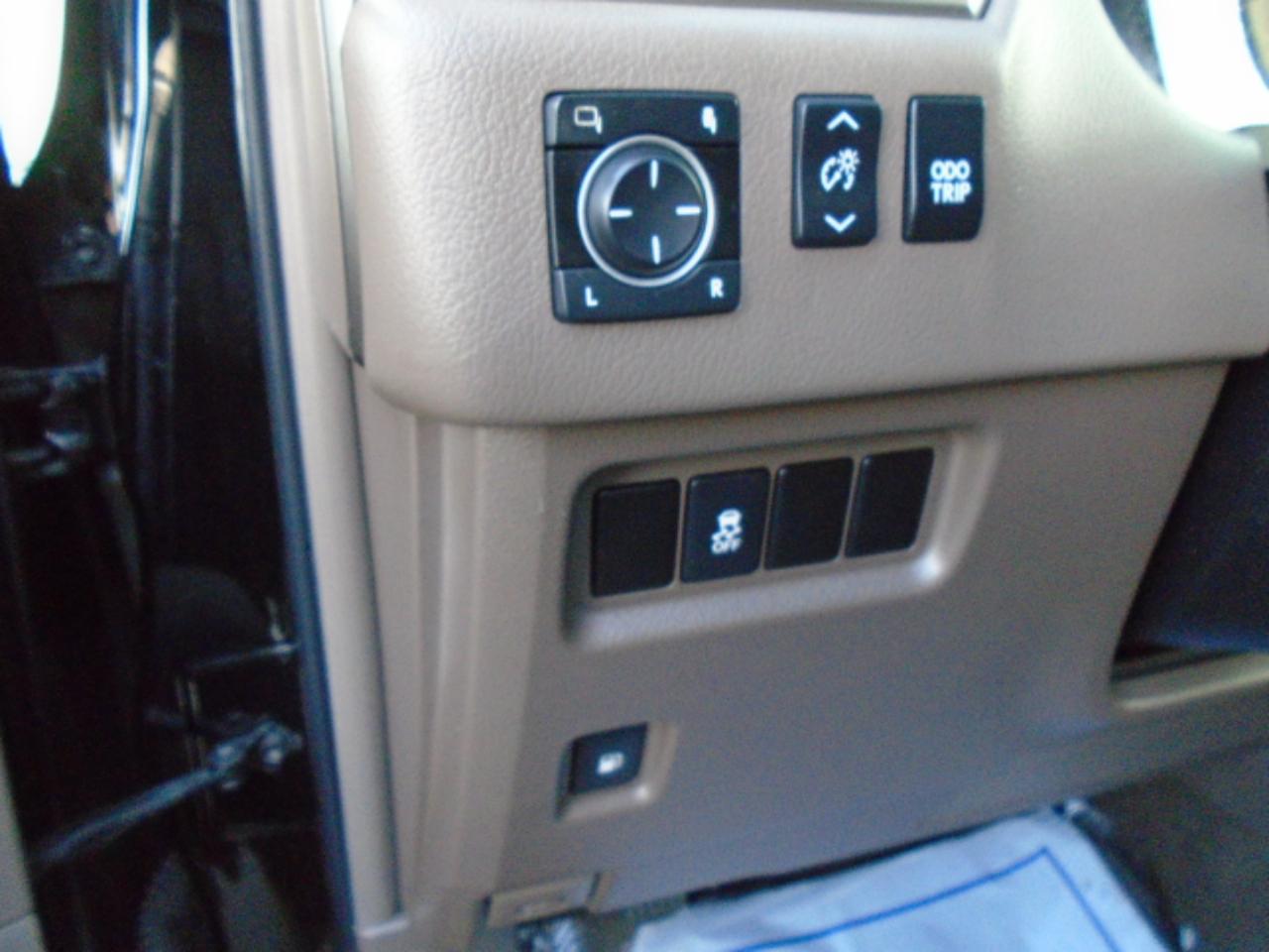 Lexus GX 460 4WD 4dr 2011