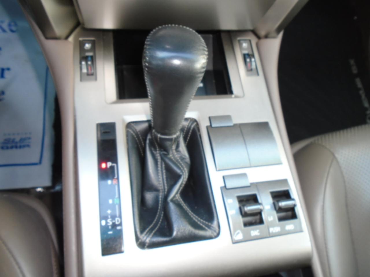 Lexus GX 460 4WD 4dr 2011