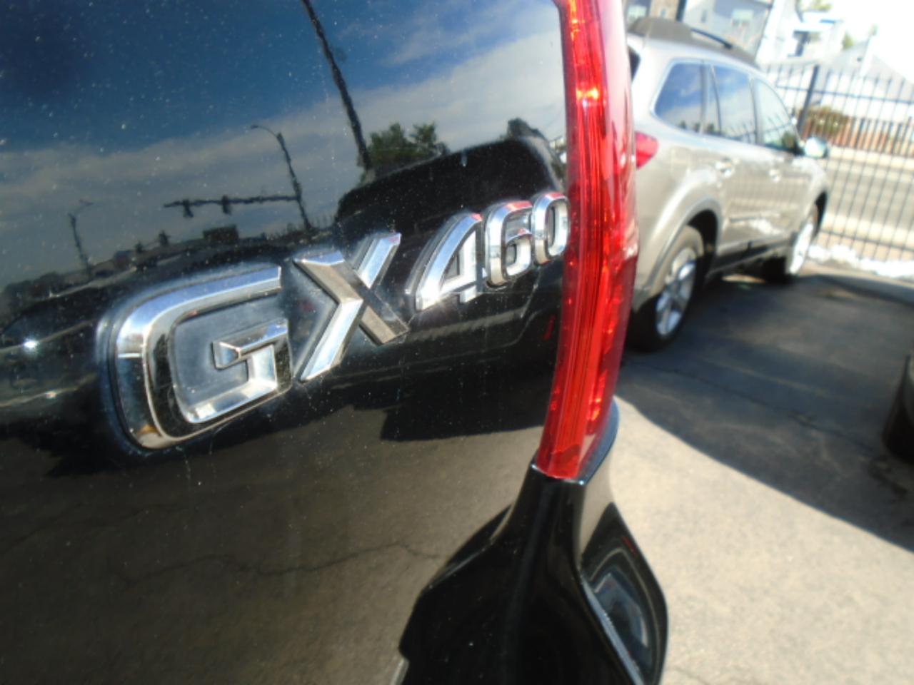 Lexus GX 460 4WD 4dr 2011