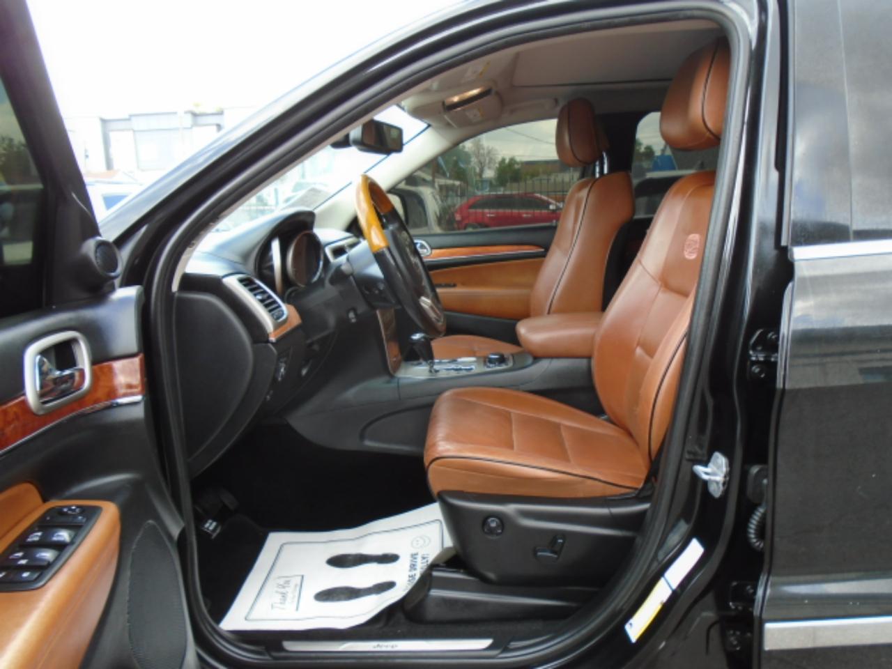 Jeep Grand Cherokee 4WD 4dr Overland 2012