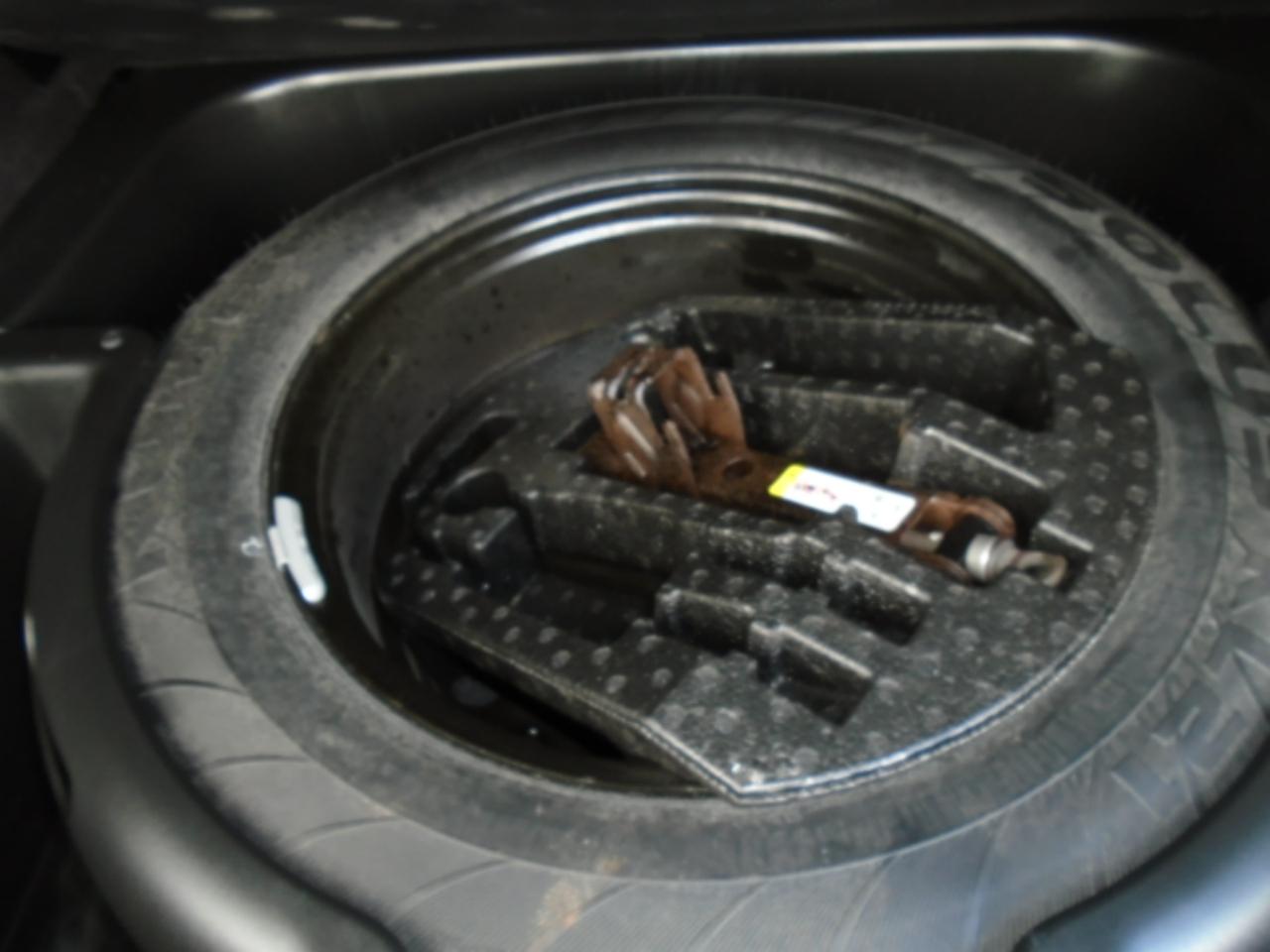 Jeep Grand Cherokee 4WD 4dr Overland 2012