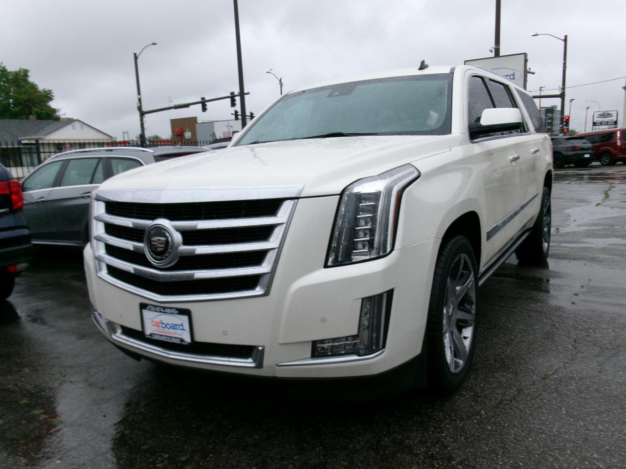 Cadillac Escalade ESV 4WD 4dr Premium 2015