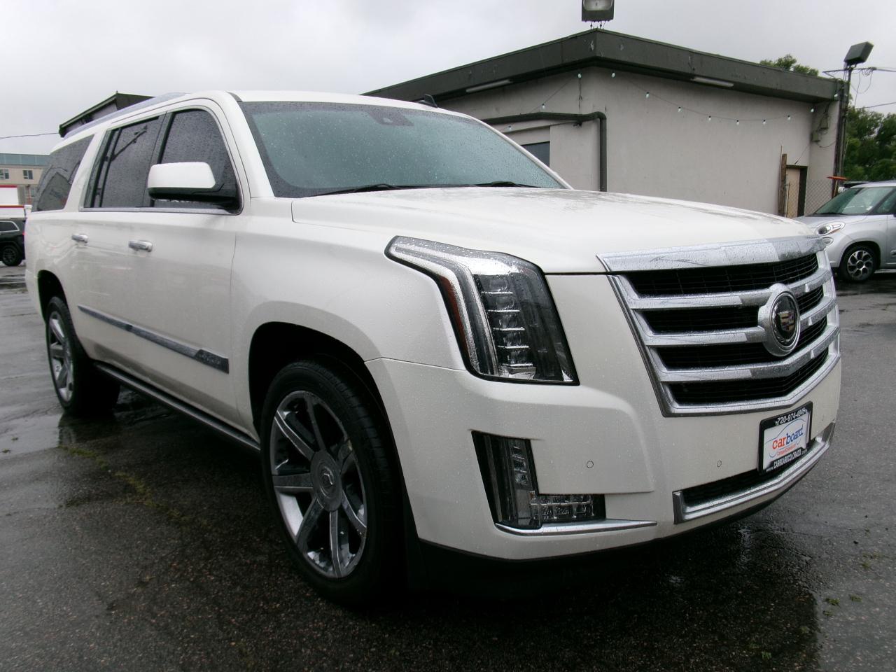 Cadillac Escalade ESV 4WD 4dr Premium 2015