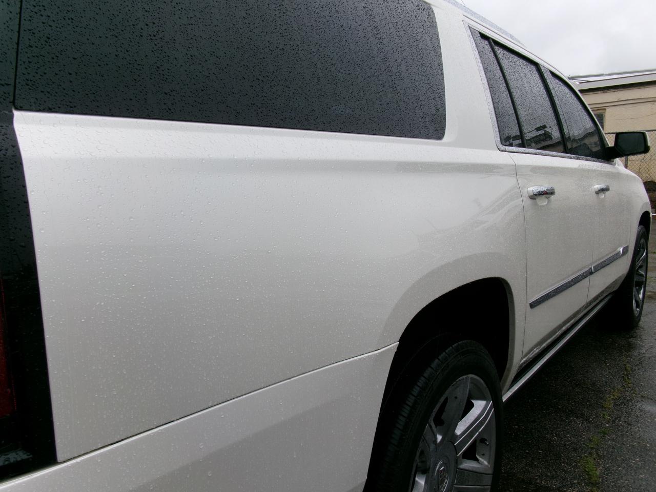Cadillac Escalade ESV 4WD 4dr Premium 2015