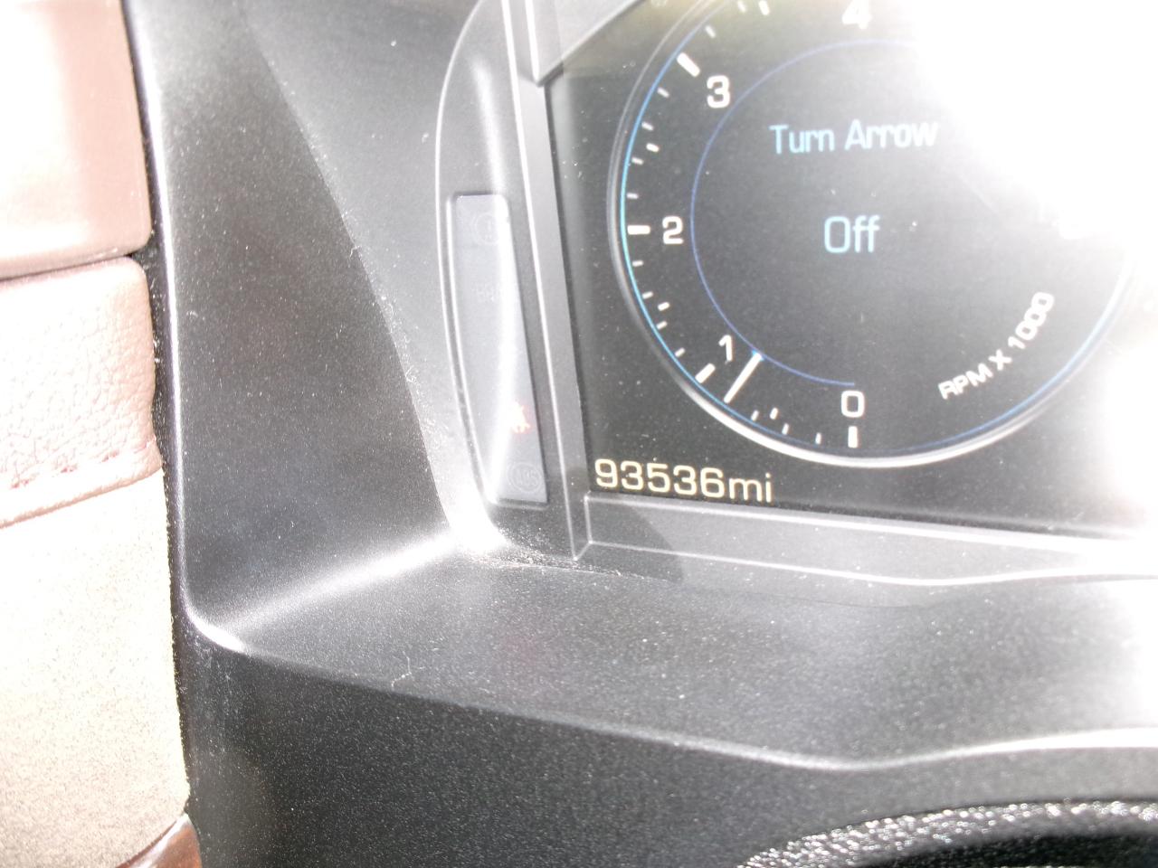 Cadillac Escalade ESV 4WD 4dr Premium 2015