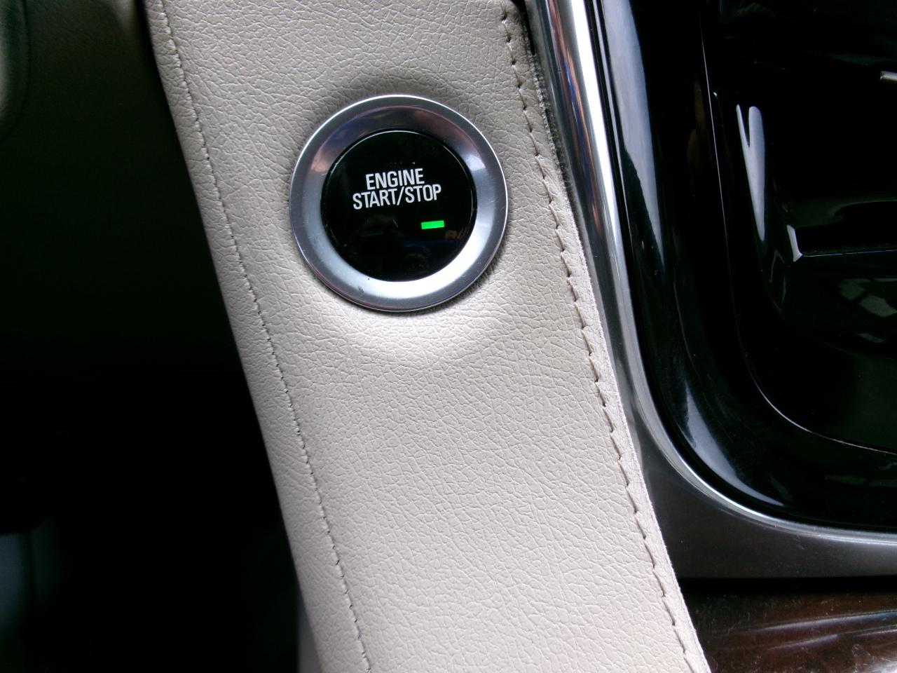 Cadillac Escalade ESV 4WD 4dr Premium 2015