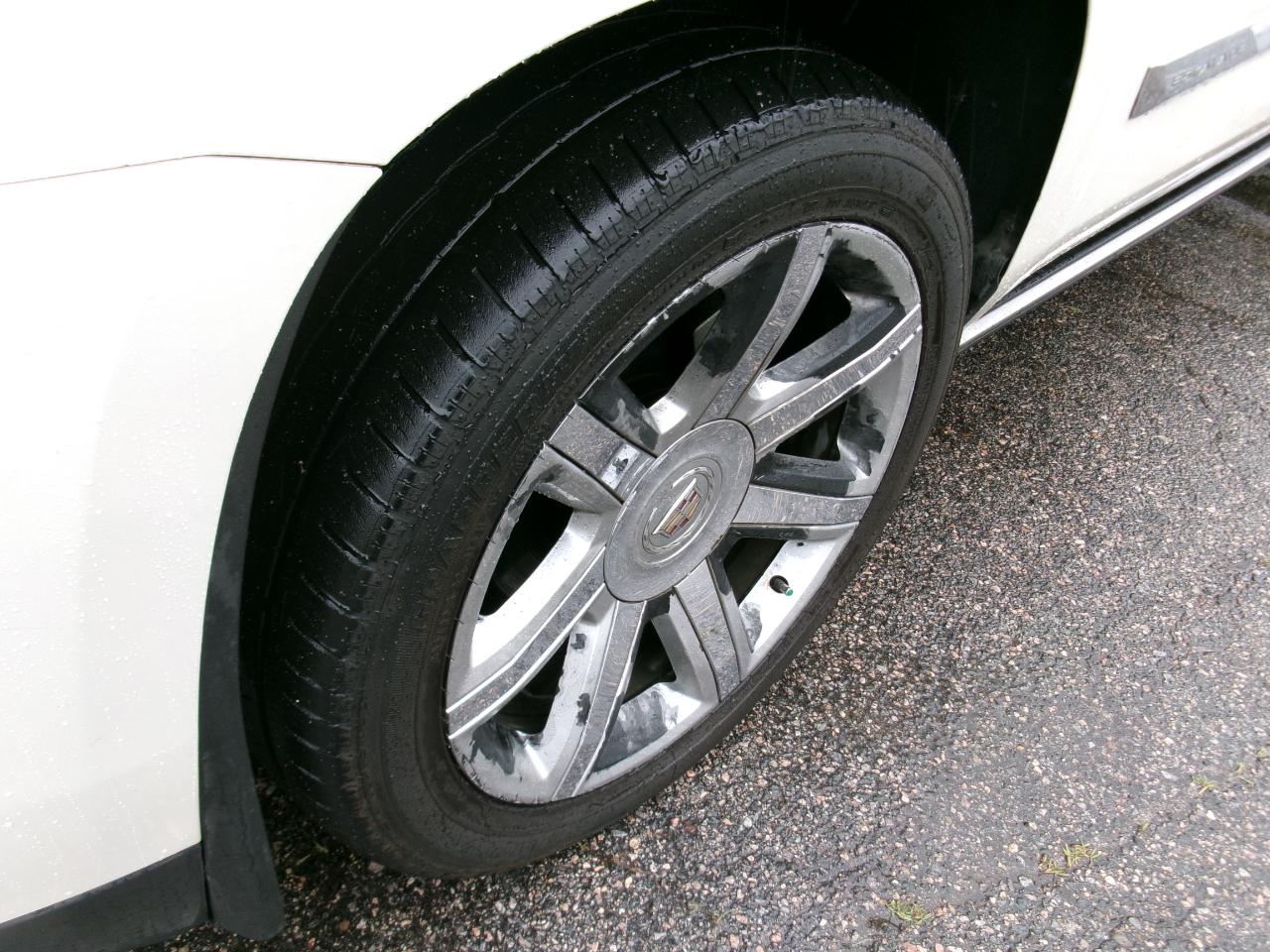 Cadillac Escalade ESV 4WD 4dr Premium 2015