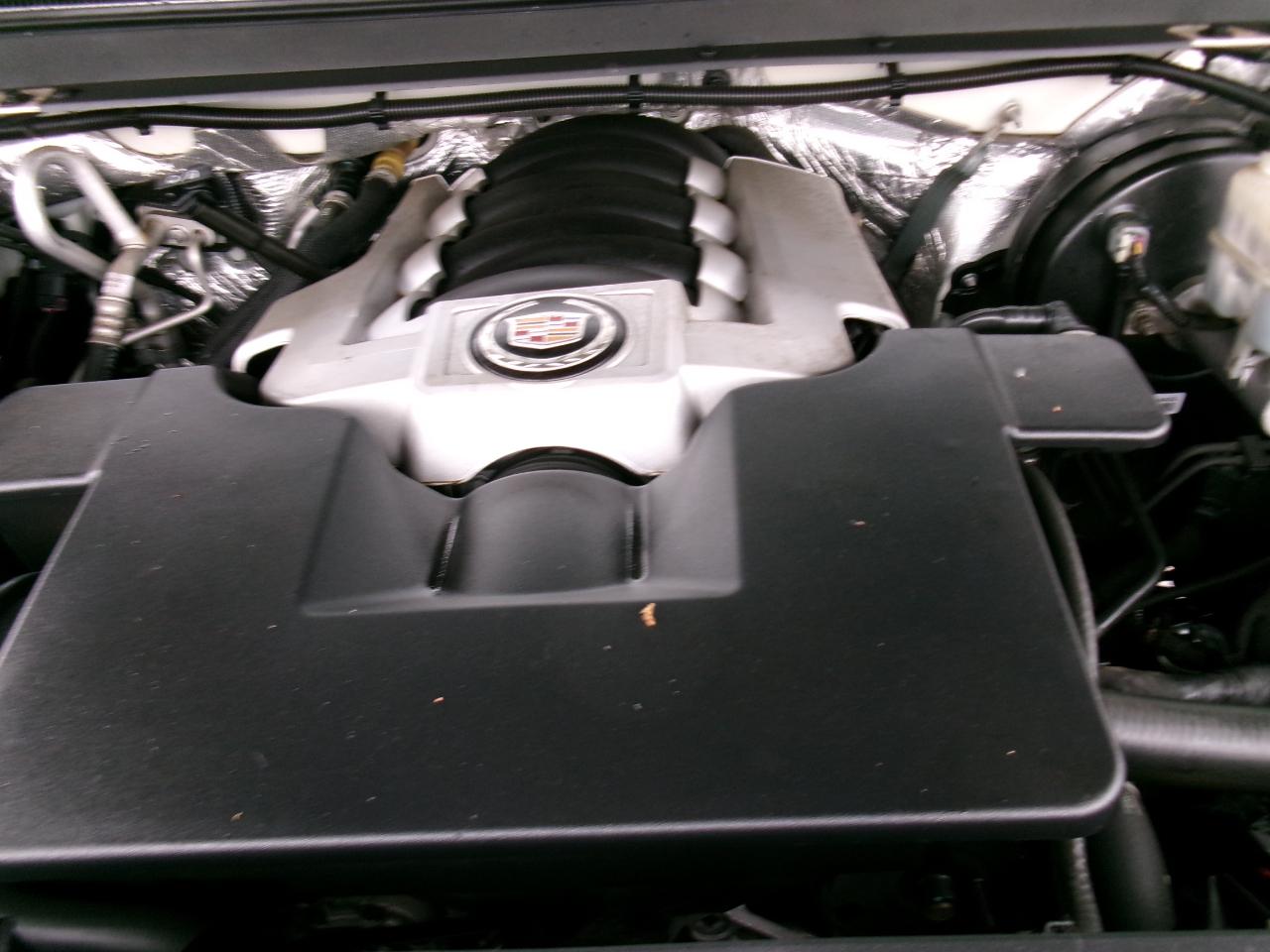 Cadillac Escalade ESV 4WD 4dr Premium 2015