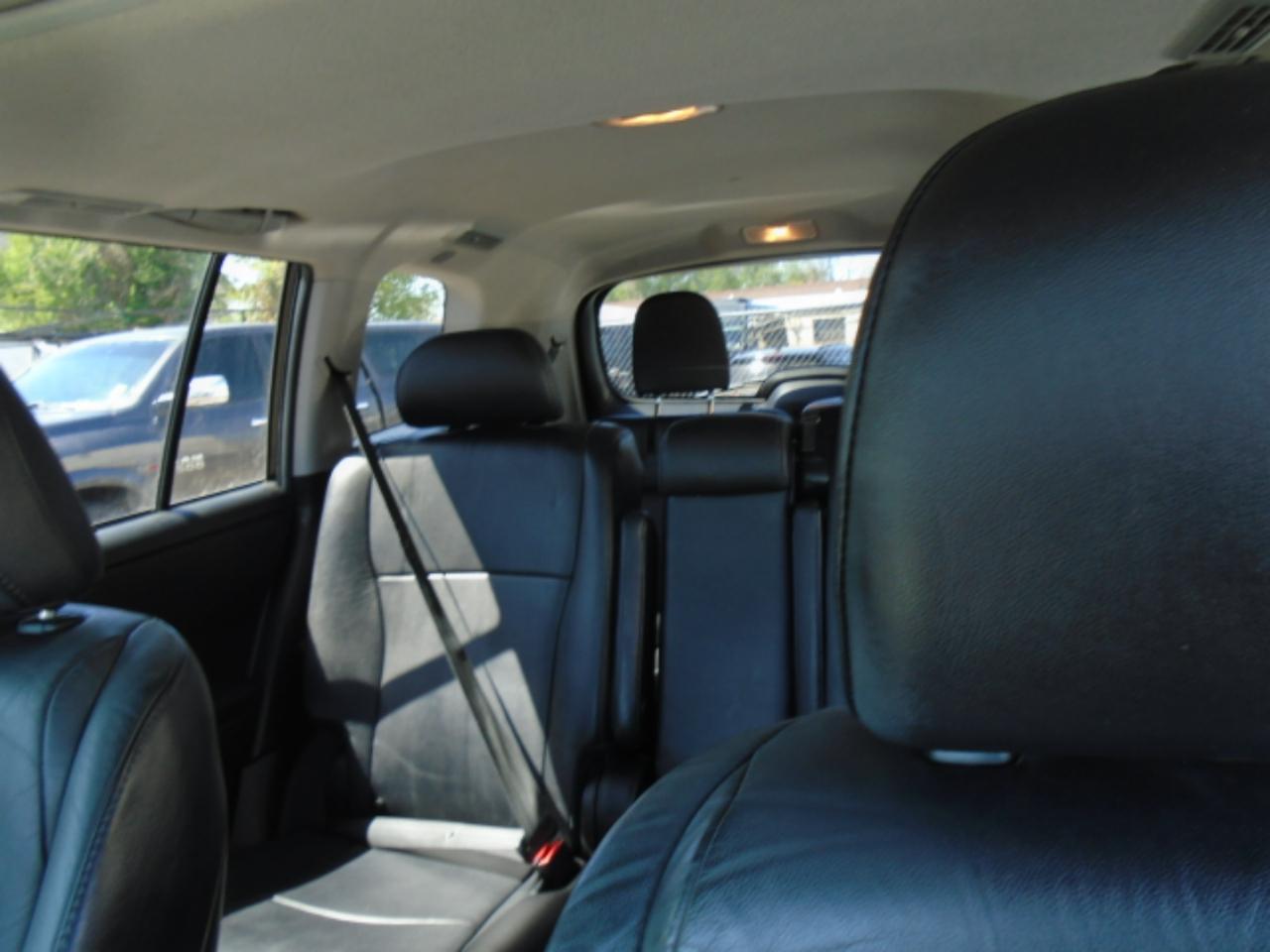 Toyota Highlander 4WD 4dr V6 Base (Natl) 2011