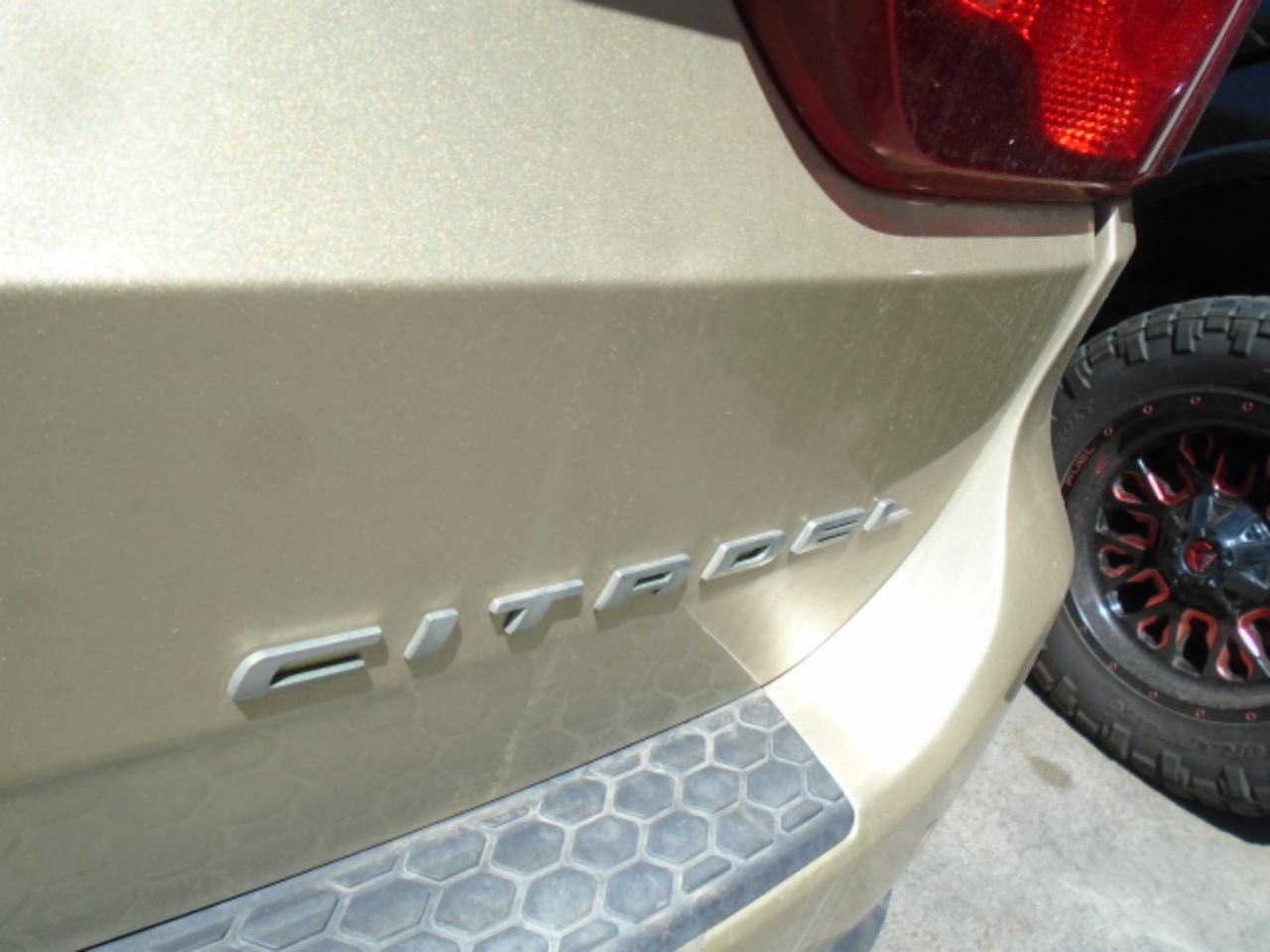 Dodge Durango AWD 4dr Citadel 2011