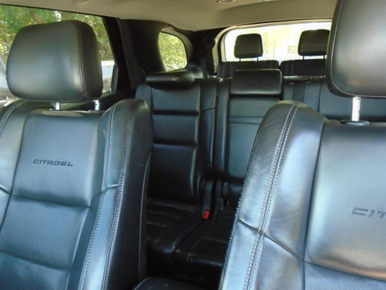 Dodge Durango AWD 4dr Citadel 2011