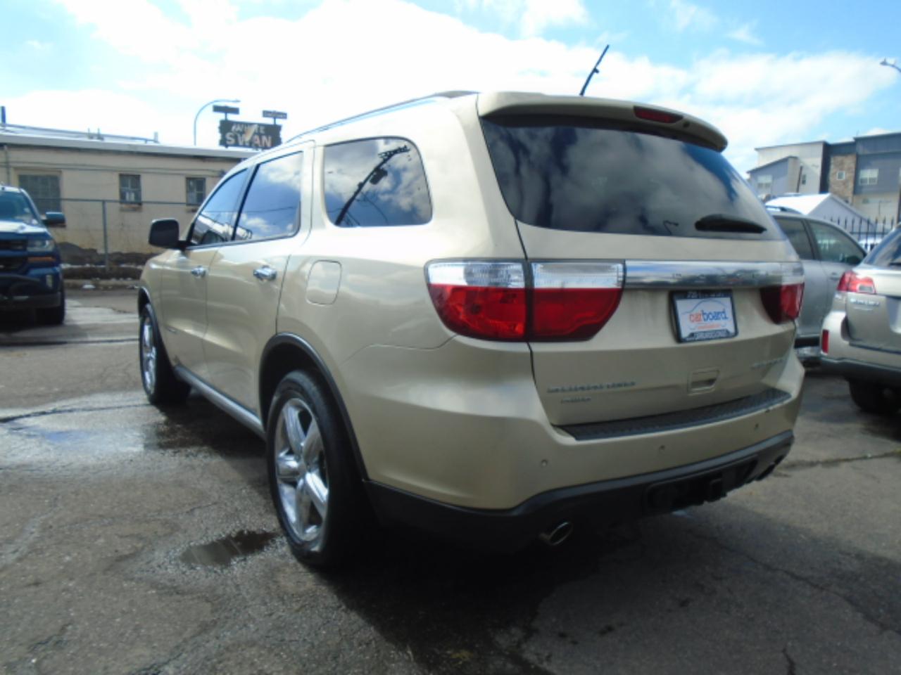Dodge Durango AWD 4dr Citadel 2011