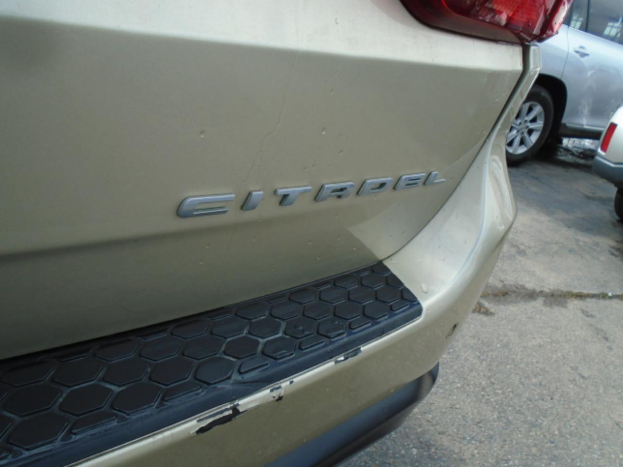 Dodge Durango AWD 4dr Citadel 2011