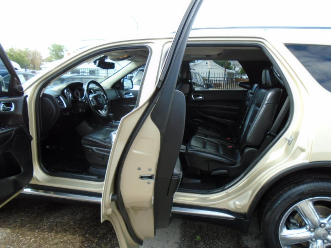 Dodge Durango AWD 4dr Citadel 2011