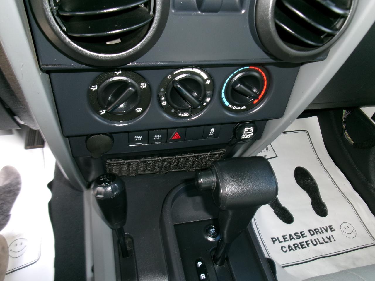 Jeep Wrangler 4WD 2dr Rubicon 2010