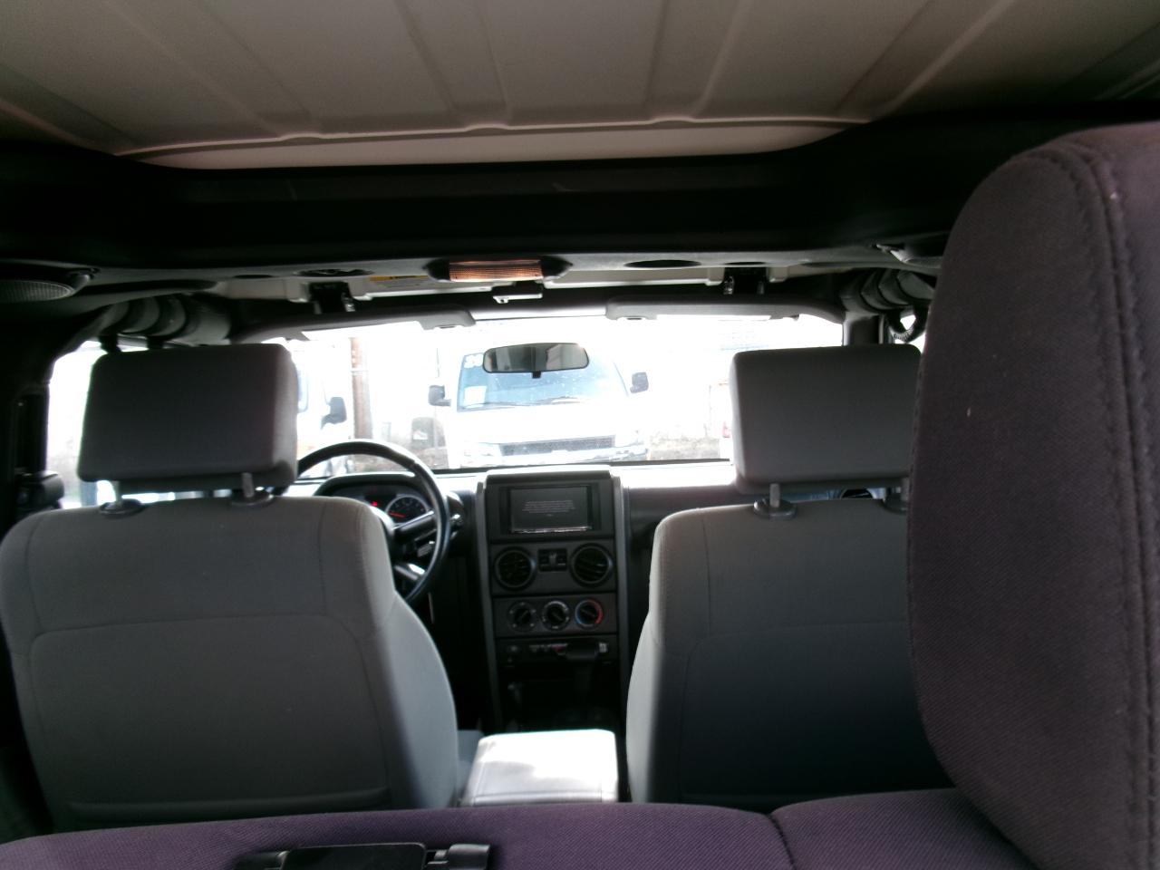 Jeep Wrangler 4WD 2dr Rubicon 2010