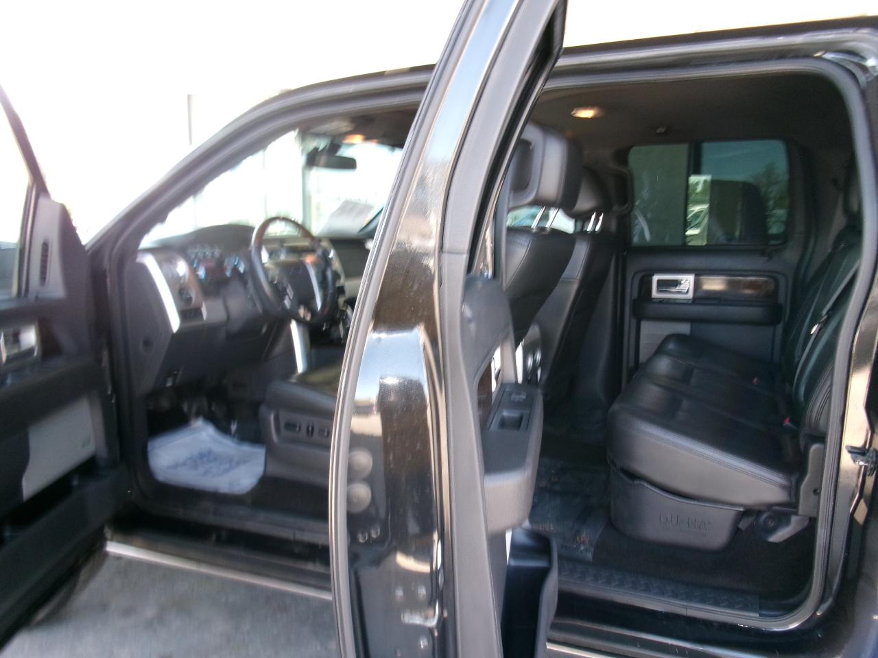 Ford F-150 4WD SuperCrew 145" Platinum 2013