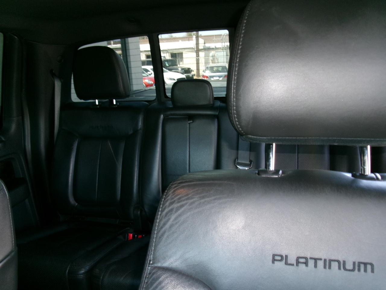 Ford F-150 4WD SuperCrew 145" Platinum 2013