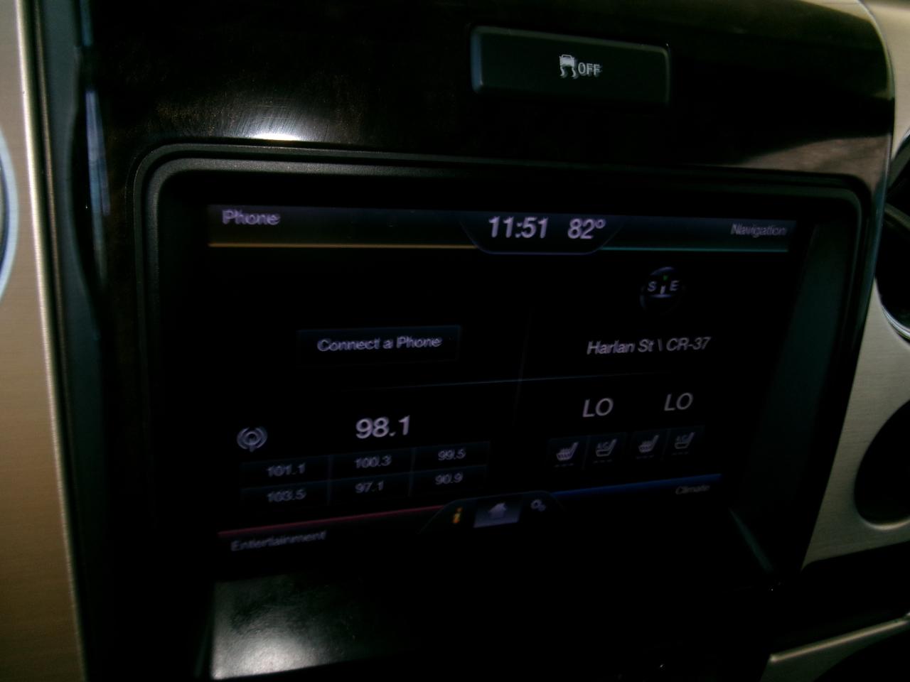Ford F-150 4WD SuperCrew 145" Platinum 2013