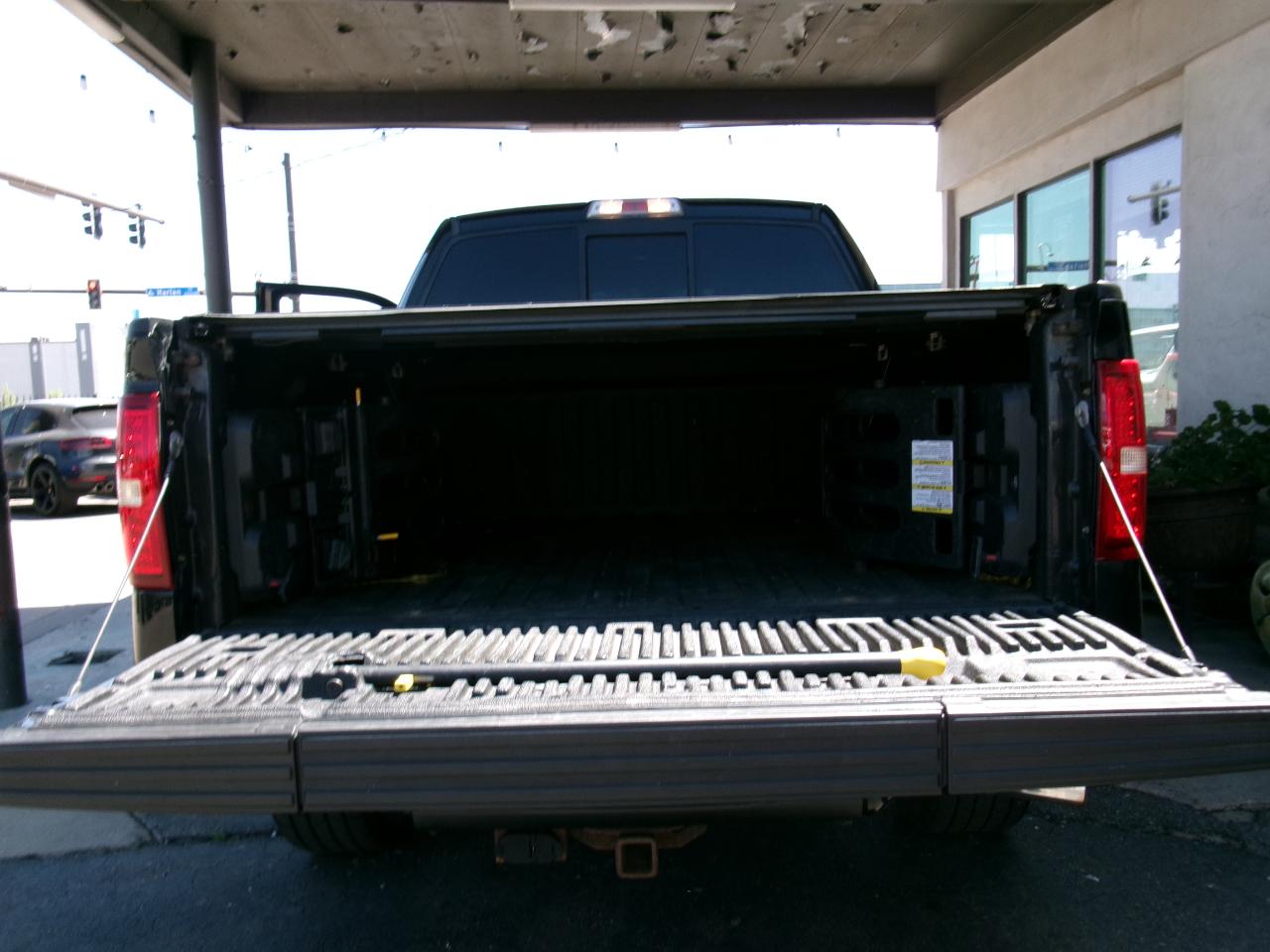 Ford F-150 4WD SuperCrew 145" Platinum 2013