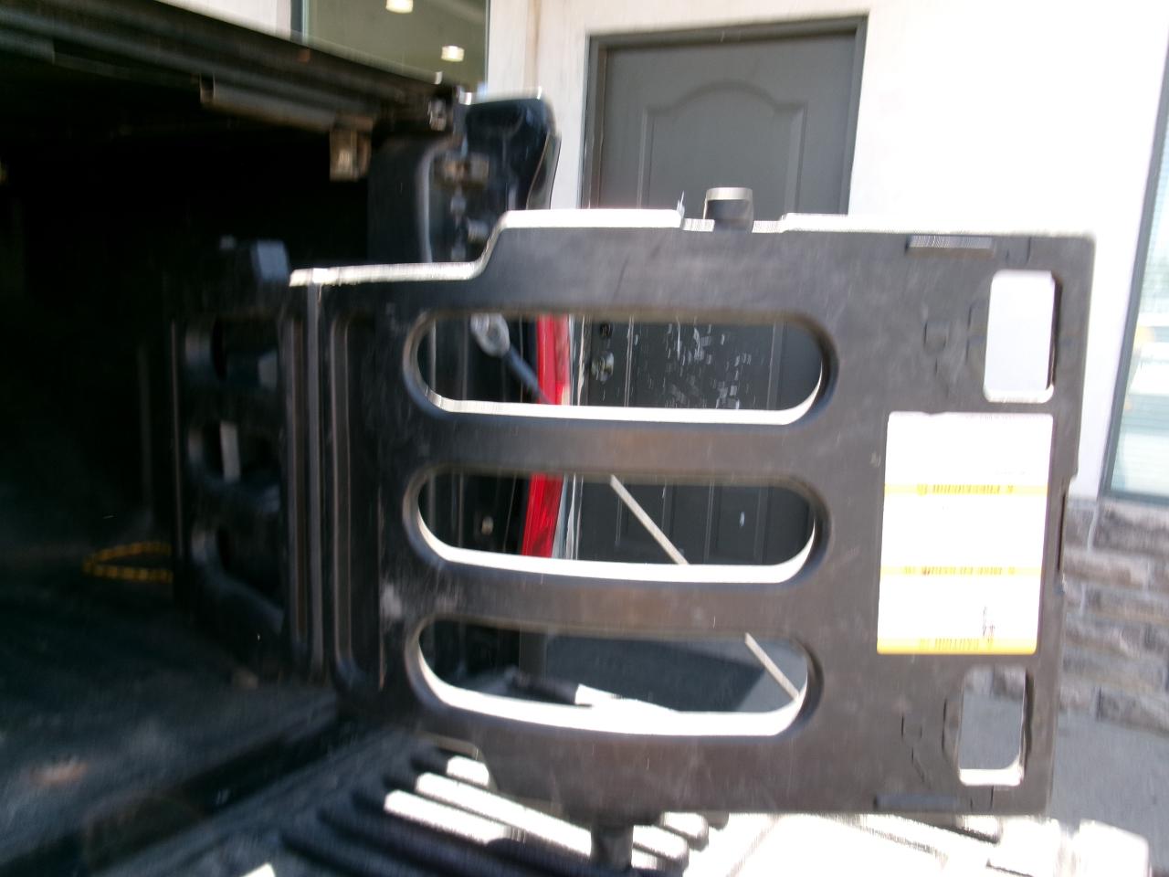 Ford F-150 4WD SuperCrew 145" Platinum 2013