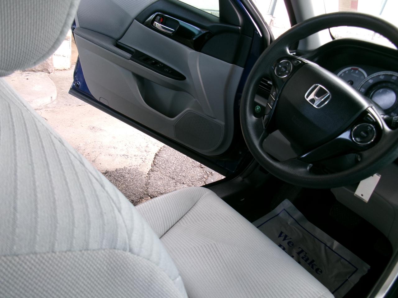 Honda Accord Sedan LX CVT 2017