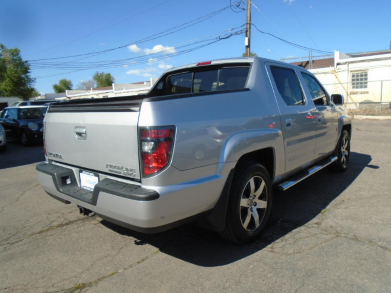Honda Ridgeline 4WD Crew Cab SE 2014