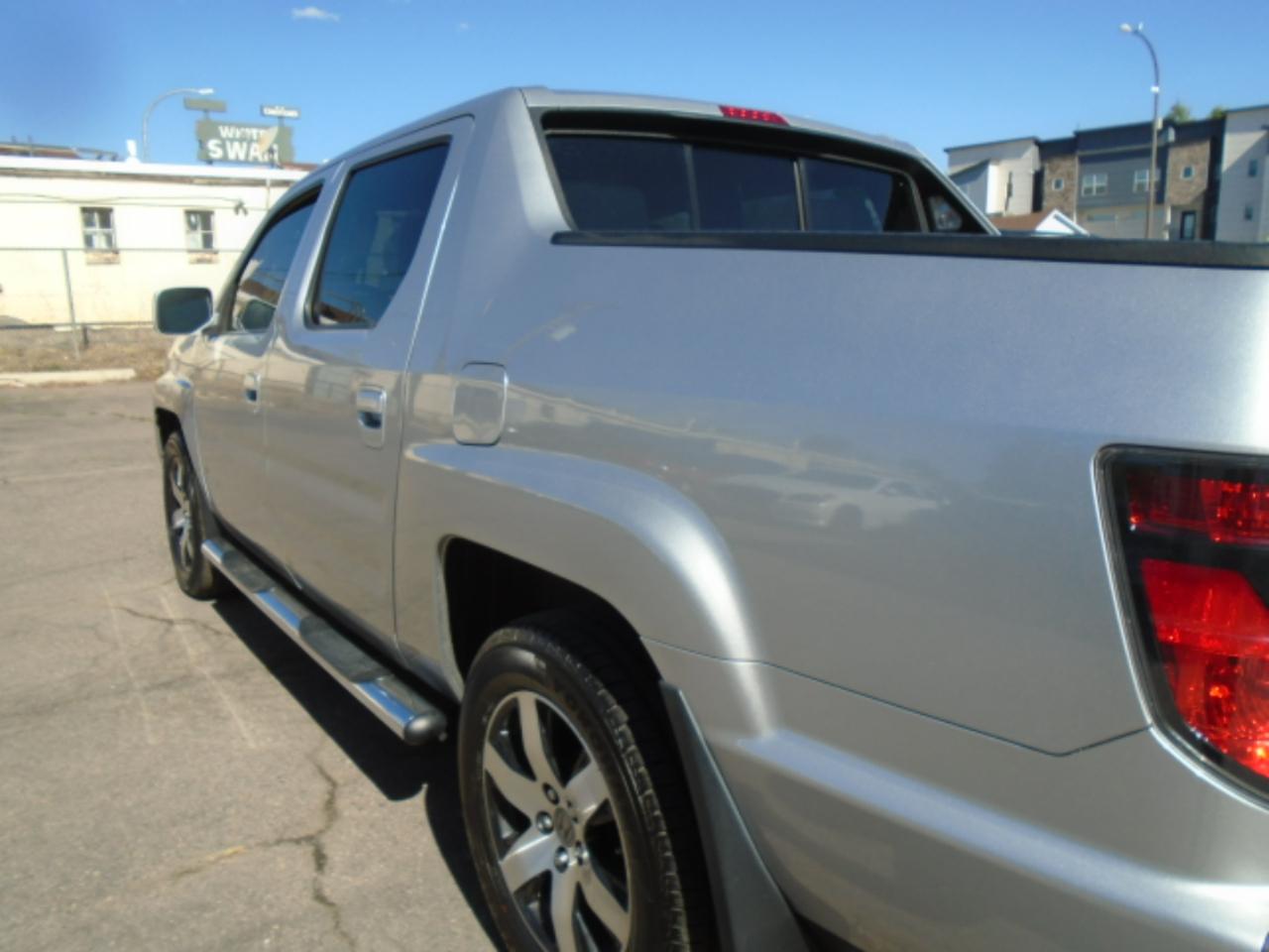 Honda Ridgeline 4WD Crew Cab SE 2014