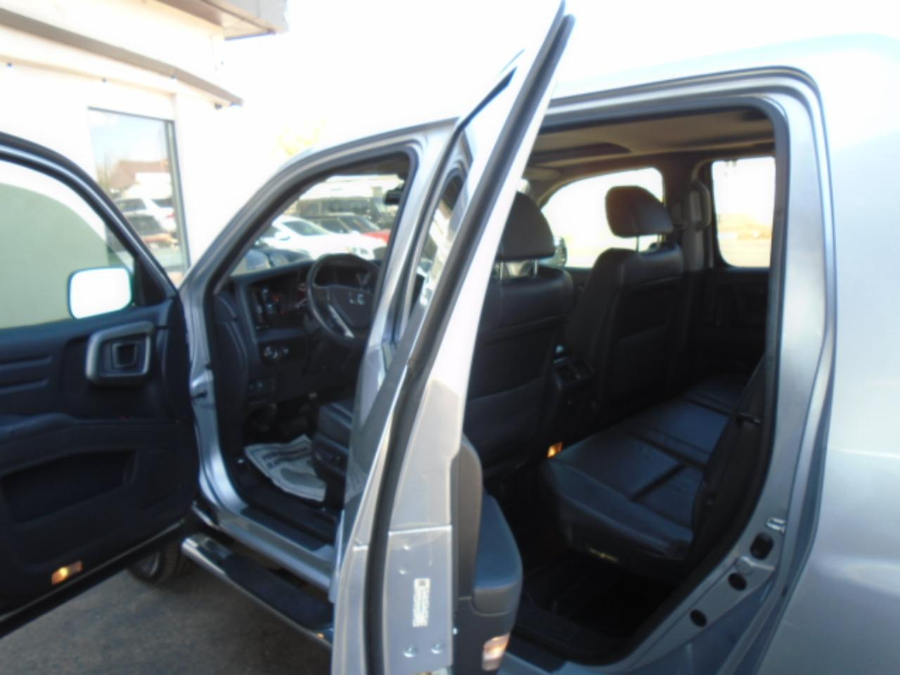 Honda Ridgeline 4WD Crew Cab SE 2014
