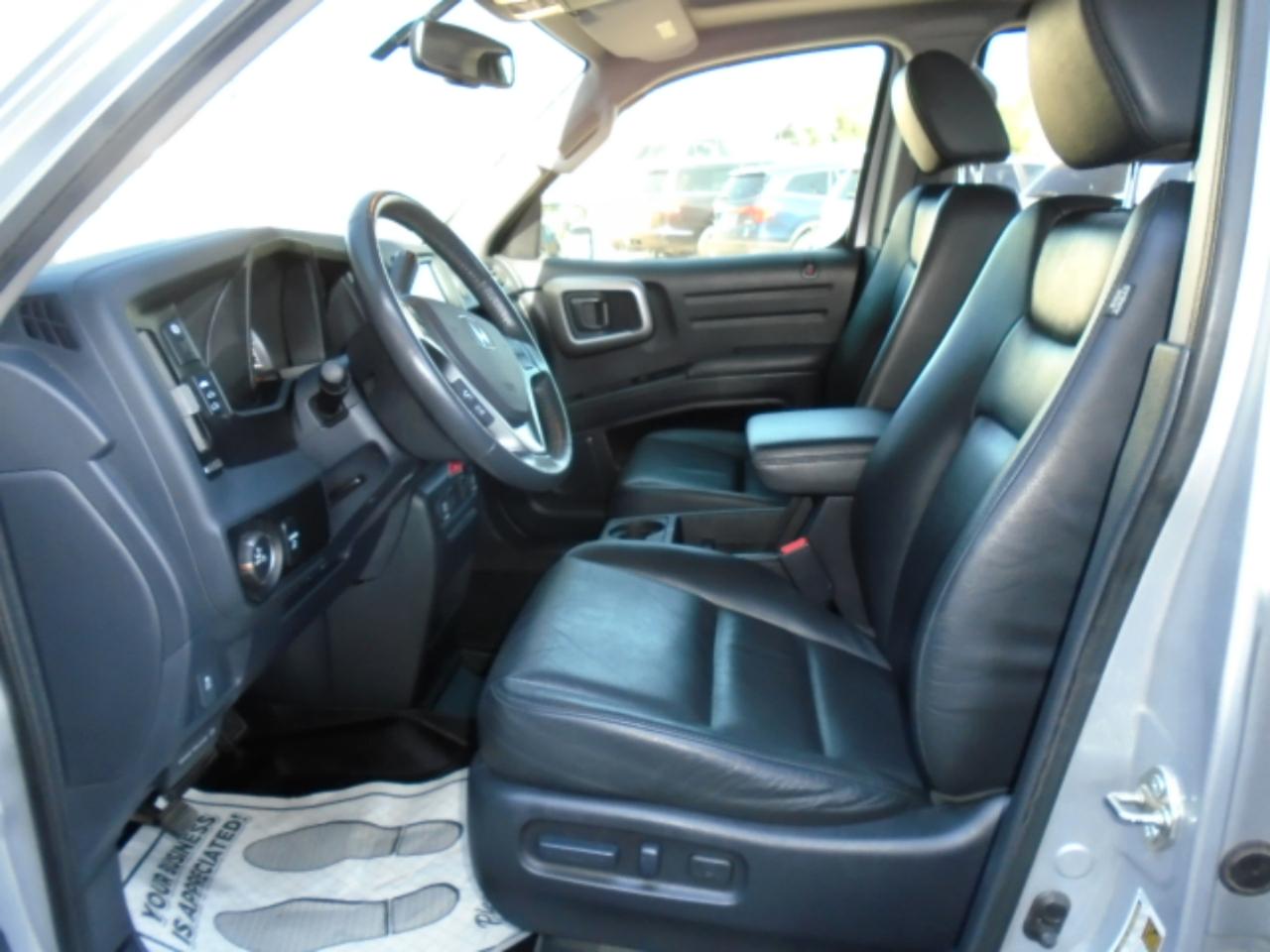 Honda Ridgeline 4WD Crew Cab SE 2014
