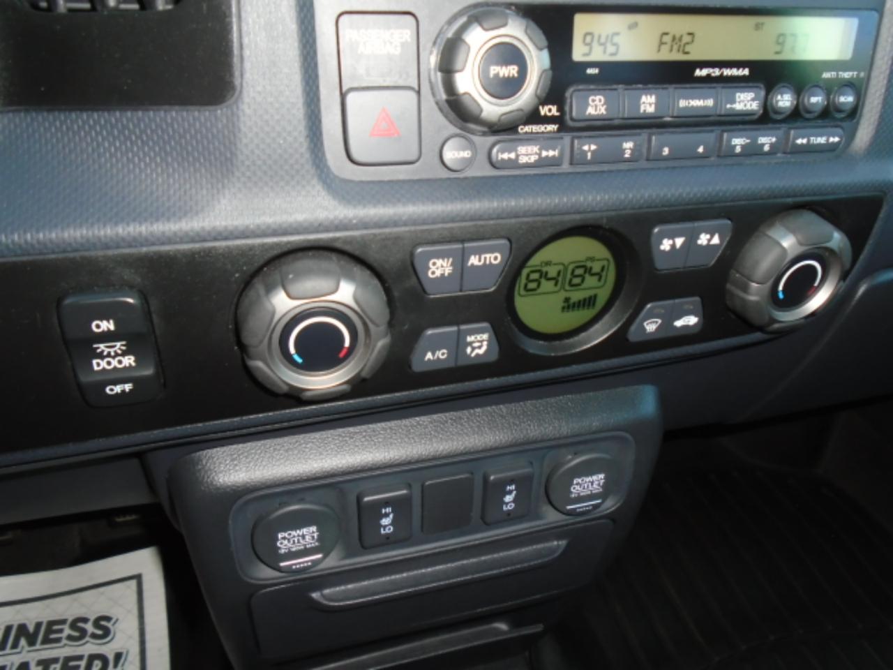 Honda Ridgeline 4WD Crew Cab SE 2014