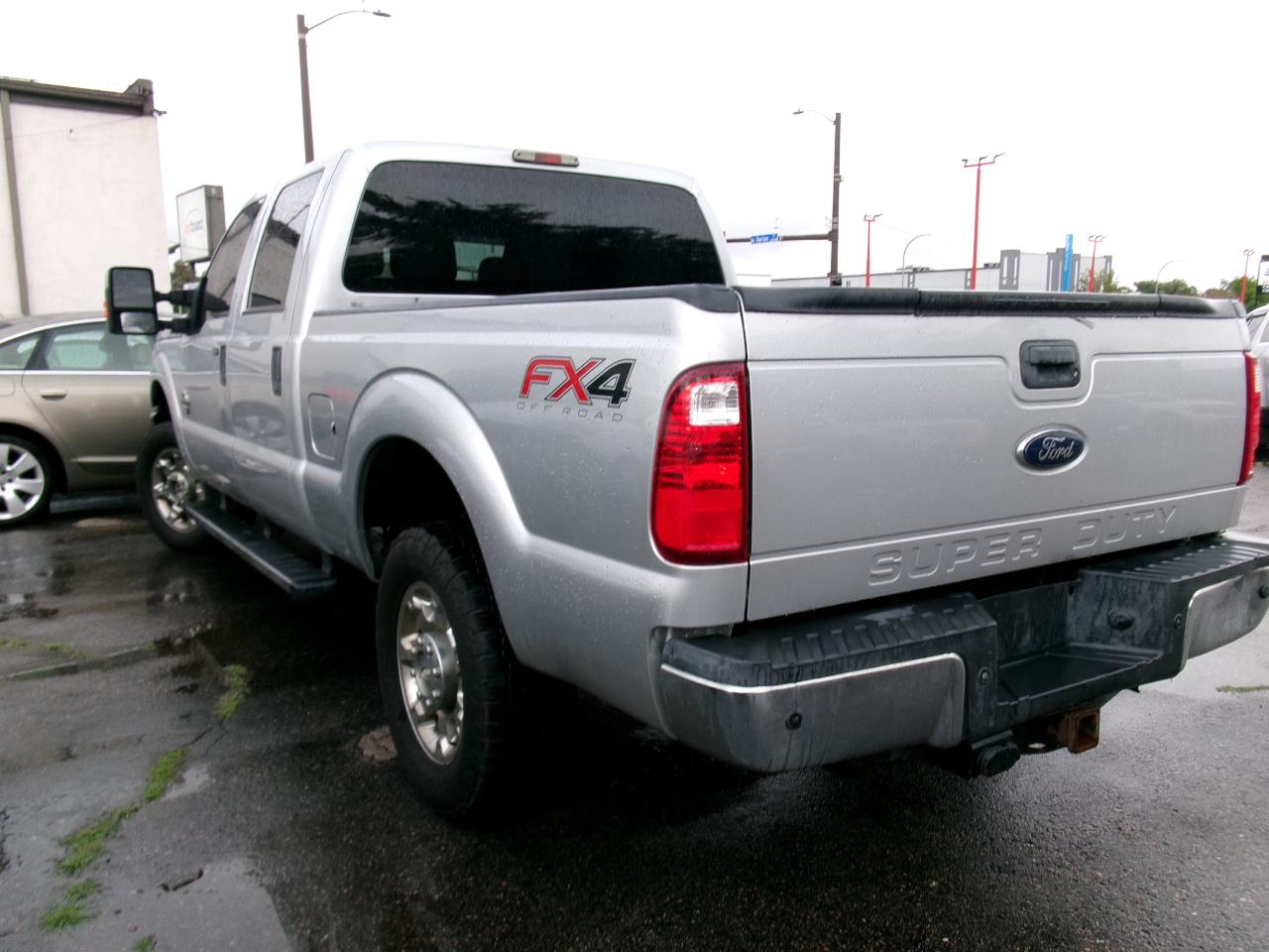 Ford Super Duty F-250 SRW  2013
