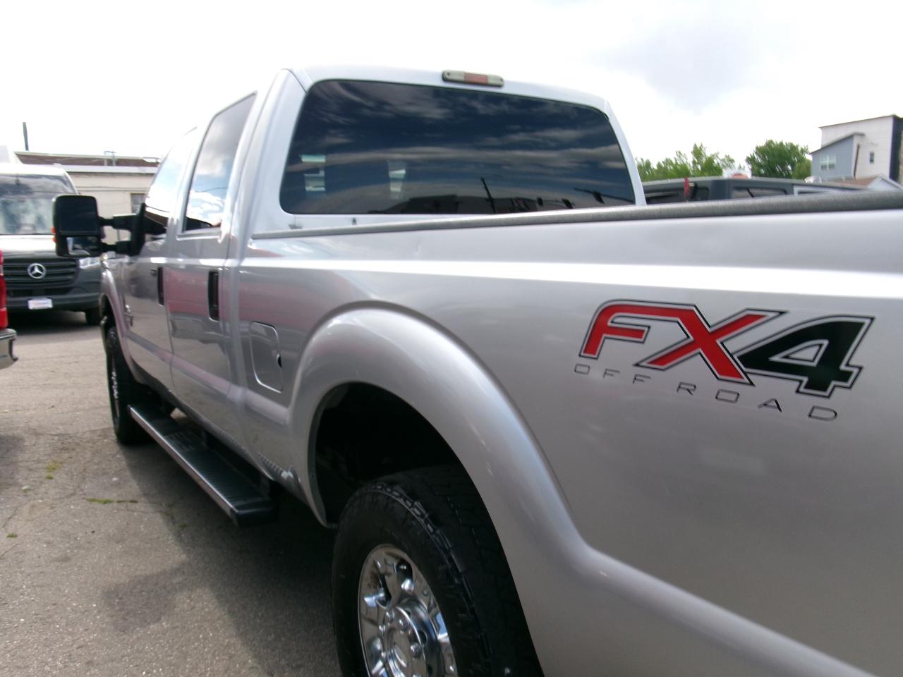 Ford Super Duty F-250 SRW  2013