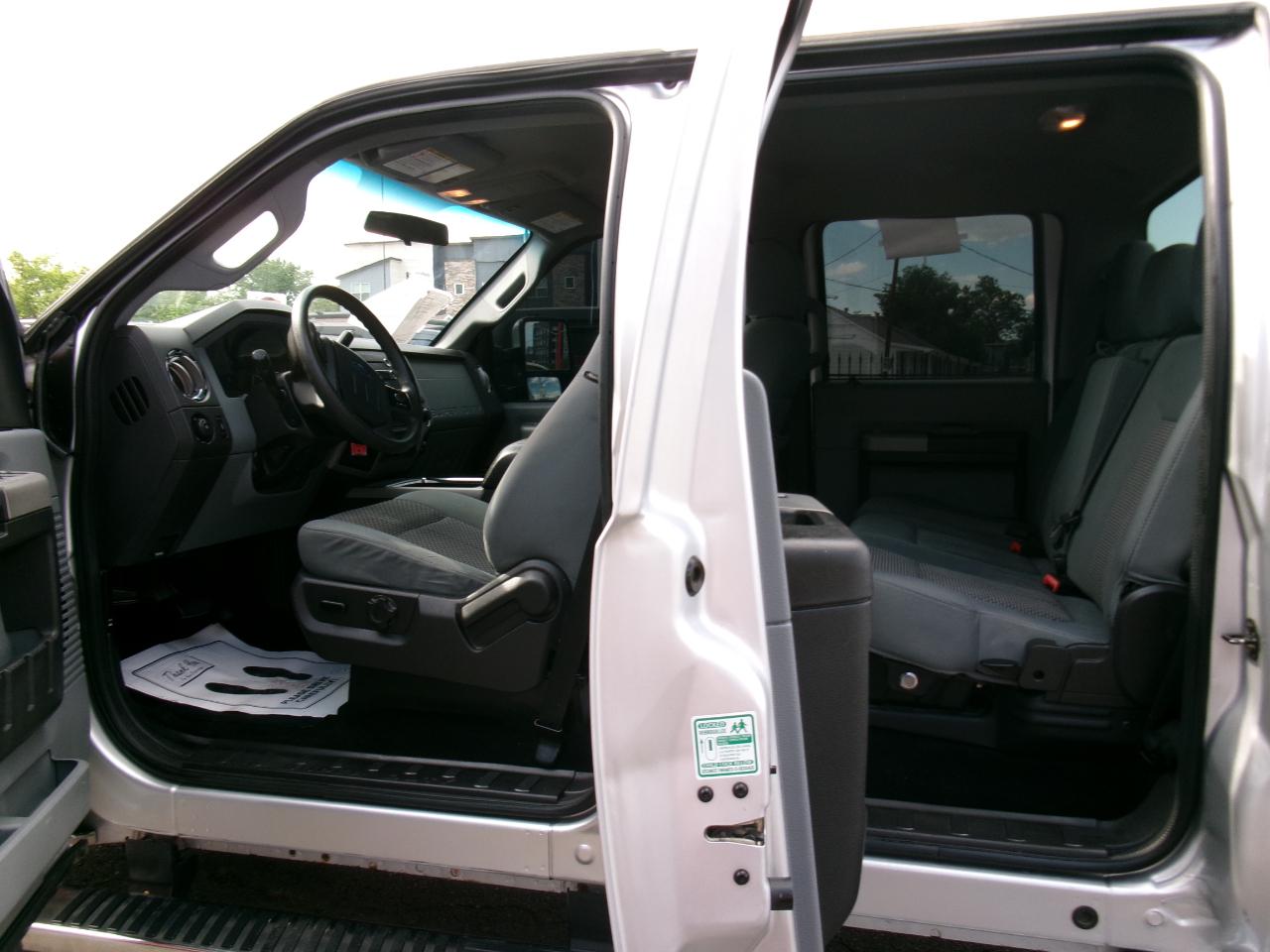 Ford Super Duty F-250 SRW  2013