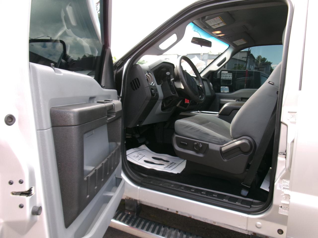 Ford Super Duty F-250 SRW  2013
