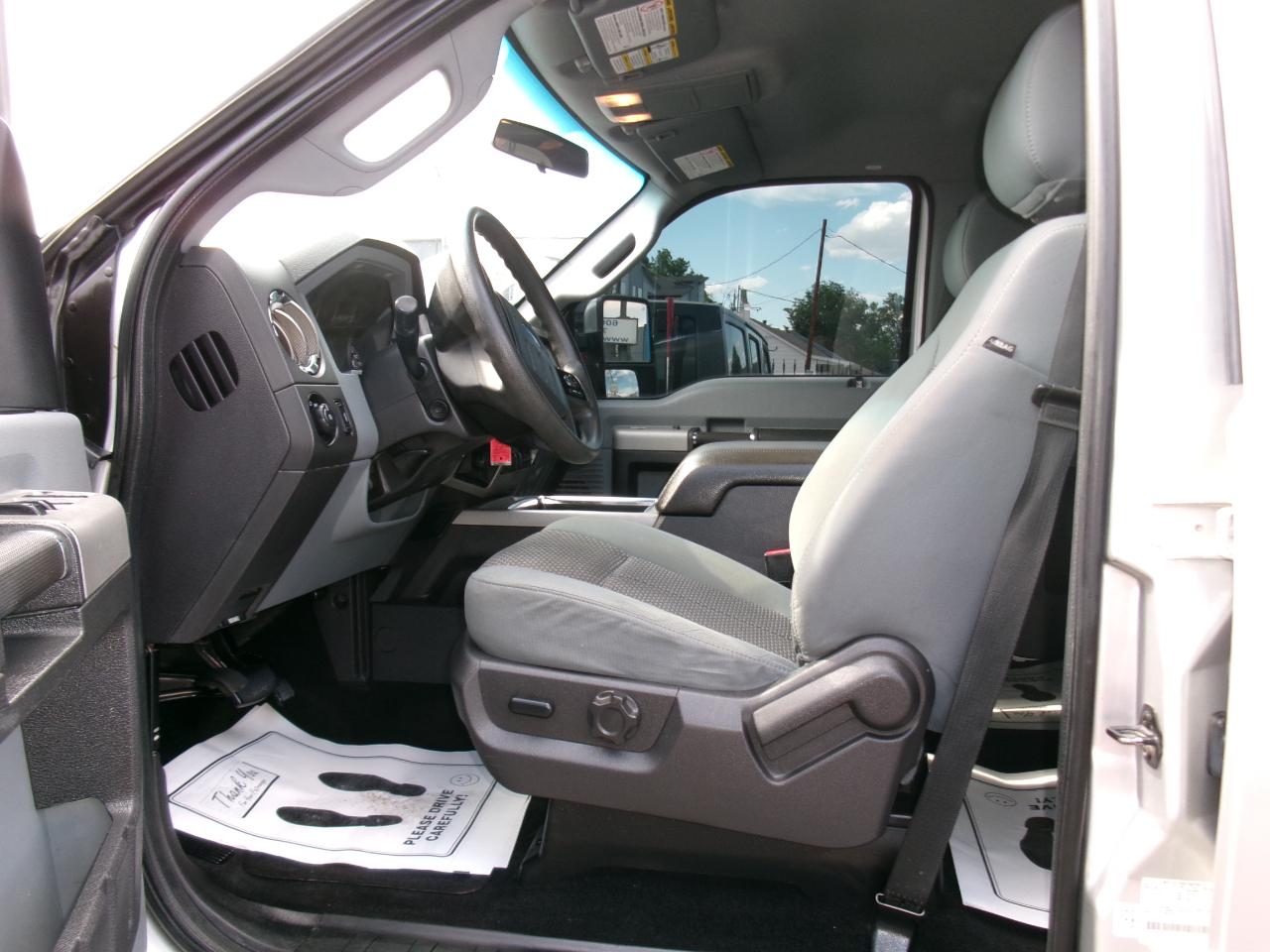 Ford Super Duty F-250 SRW  2013
