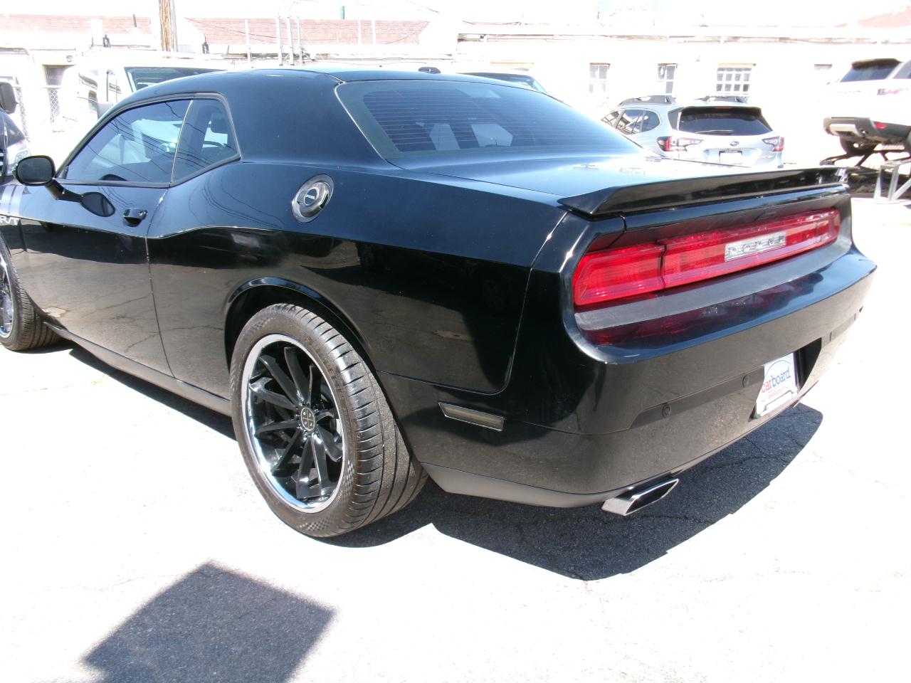 Dodge Challenger 2dr Cpe R/T Plus 2013