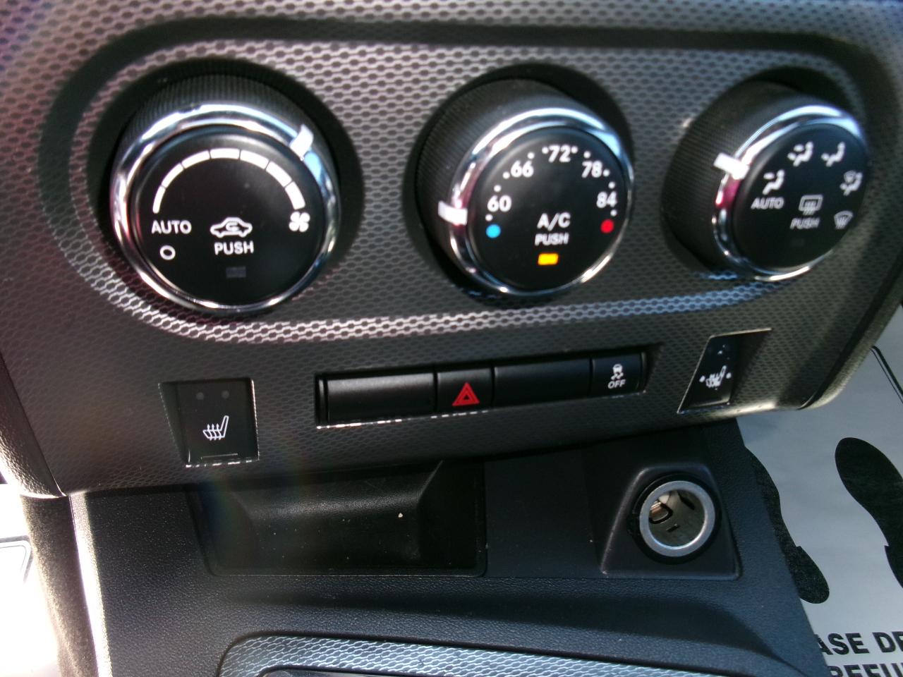 Dodge Challenger 2dr Cpe R/T Plus 2013