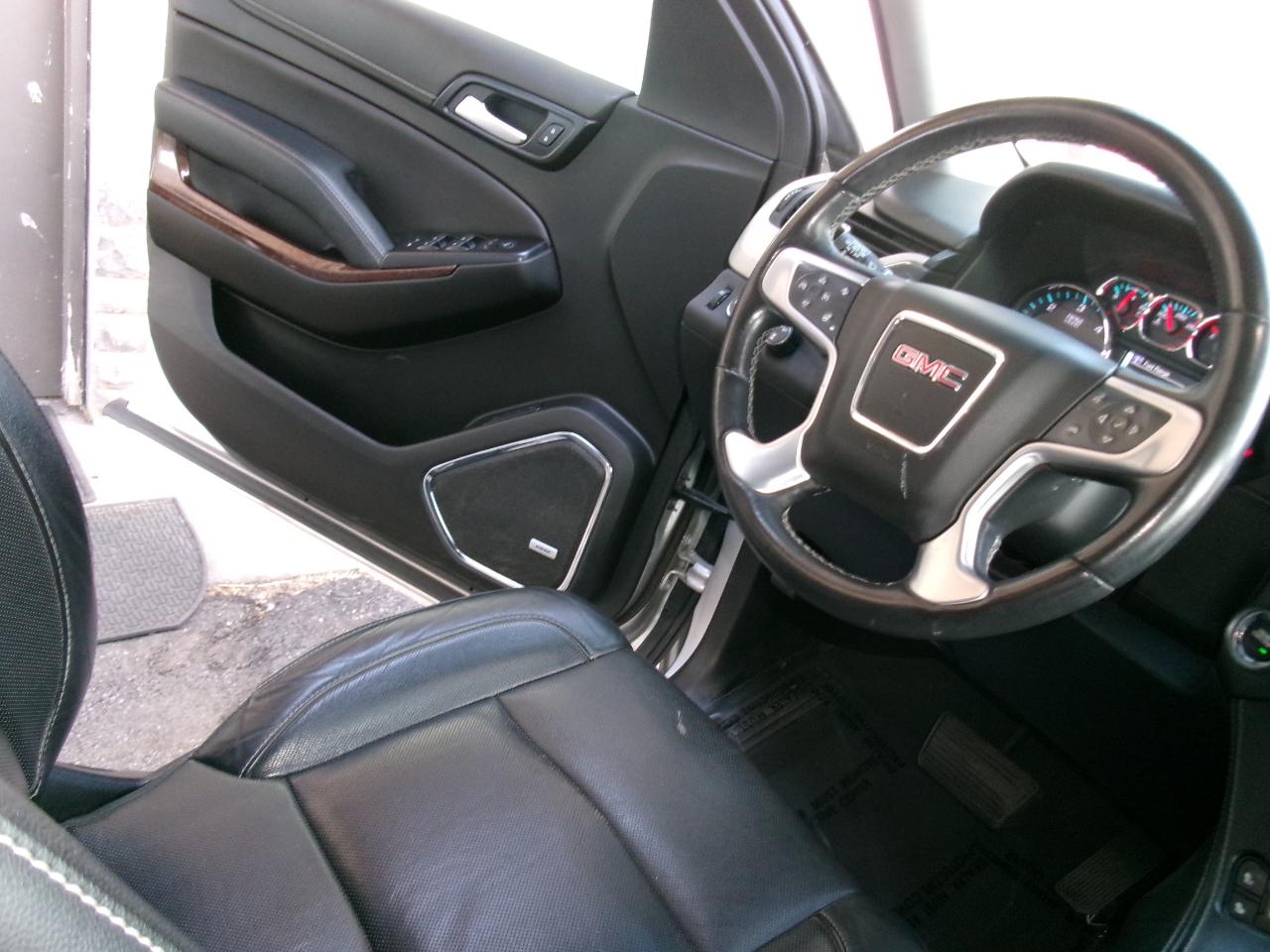 GMC Yukon 4WD 4dr SLT 2019