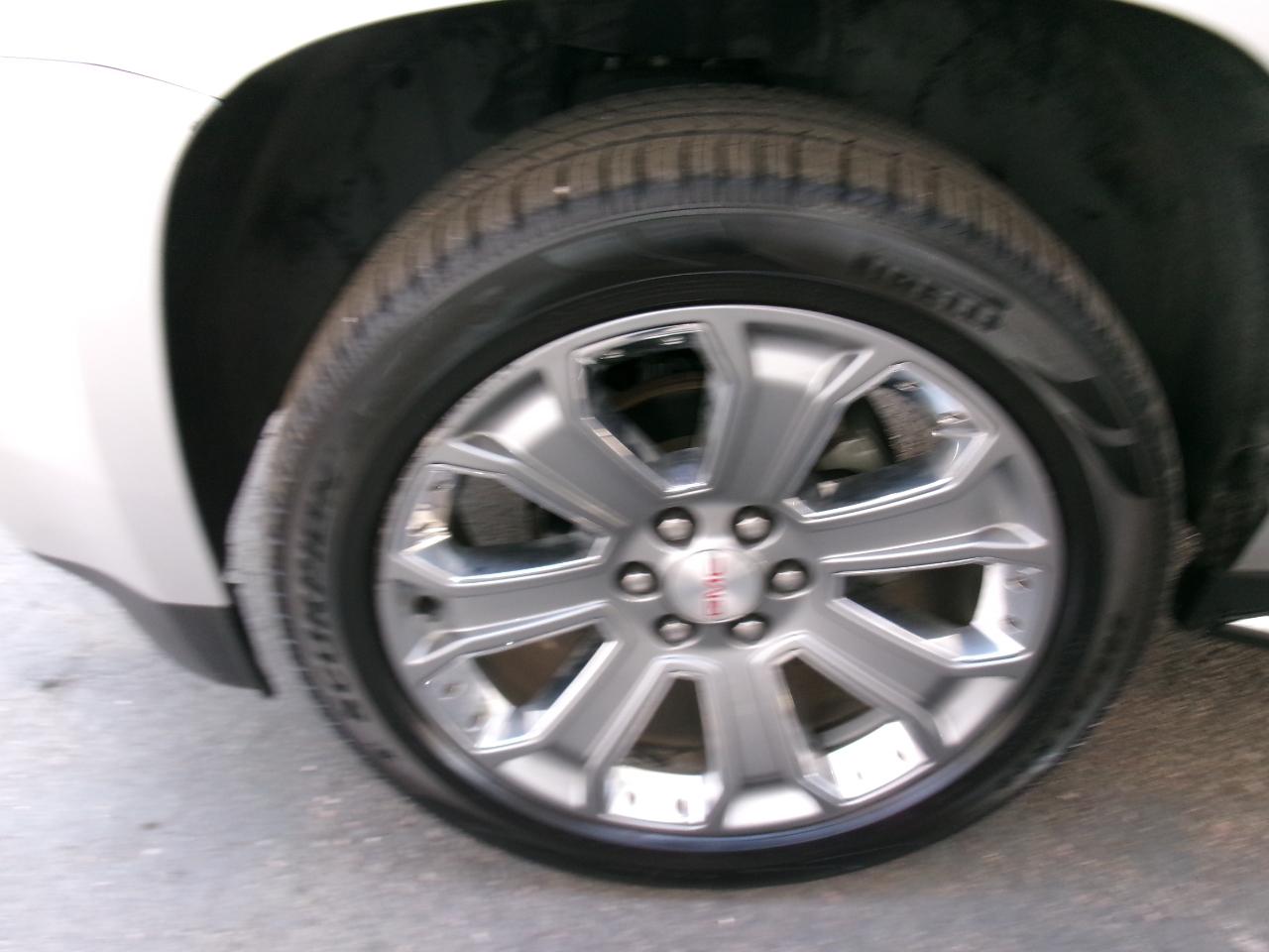 GMC Yukon 4WD 4dr SLT 2019
