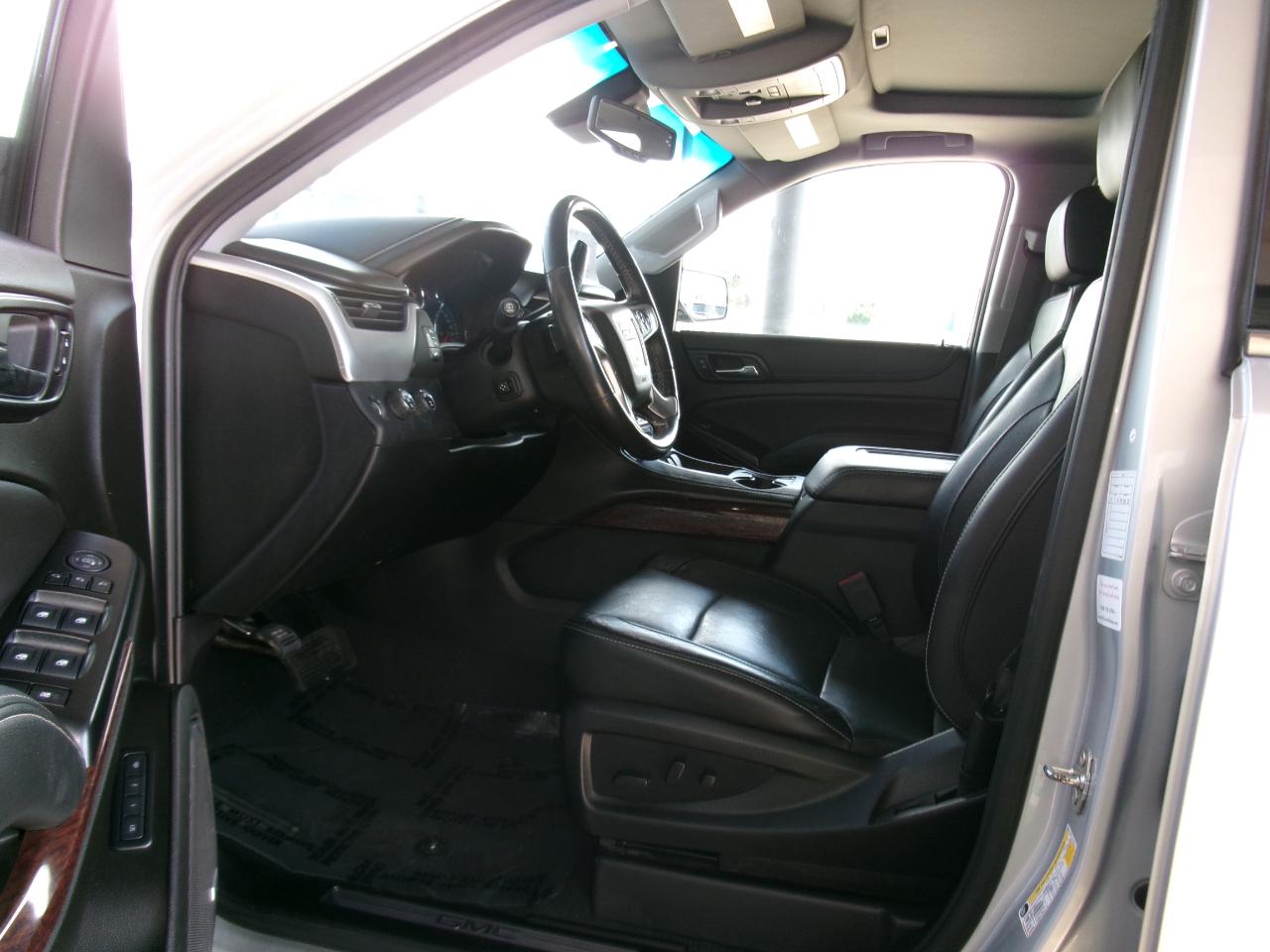 GMC Yukon 4WD 4dr SLT 2019
